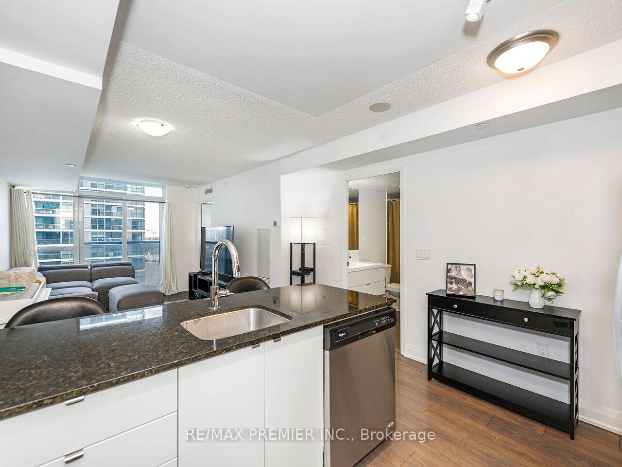 Photo 15 of Unit 609, 9 Valhalla Inn Road, Etobicoke, Islington-City Centre West — HOMEH