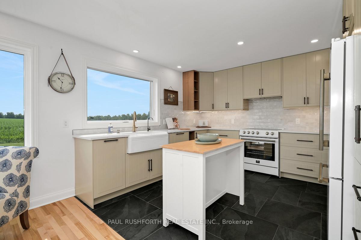 Photo 10 of 4153 Birchgrove Road, Ottawa, Sarsfield/Bearbrook — HOMEH