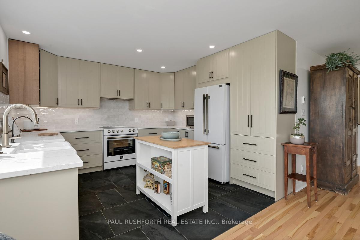 Photo 11 of 4153 Birchgrove Road, Ottawa, Sarsfield/Bearbrook — HOMEH