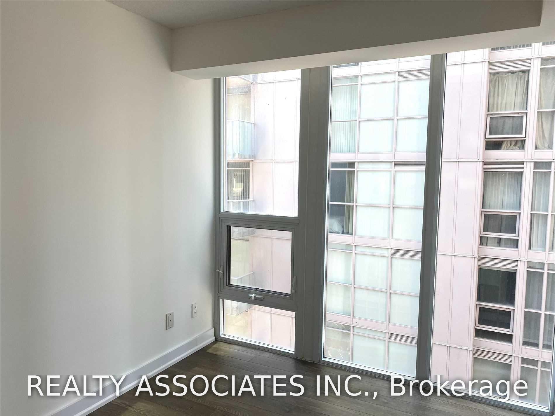 Photo 6 of Unit 504, 126 Simcoe Street, Toronto, Waterfront Communities — HOMEH