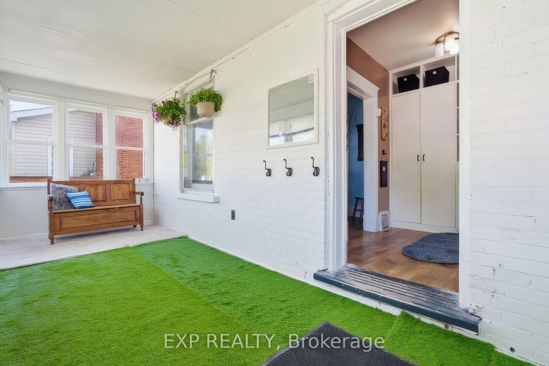 Photo 4 of 572 Downie Street, Stratford — HOMEH