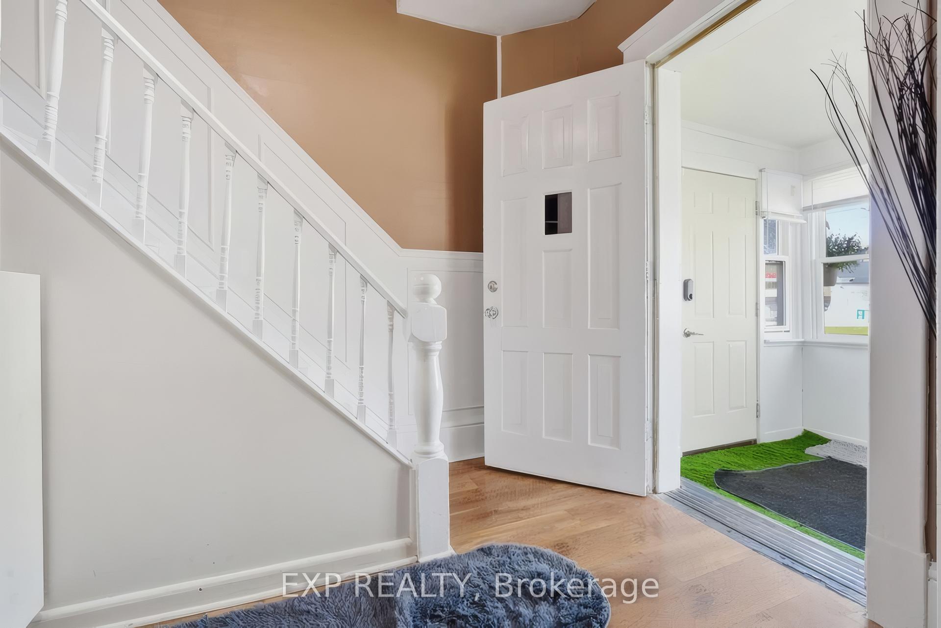 Photo 6 of 572 Downie Street, Stratford — HOMEH