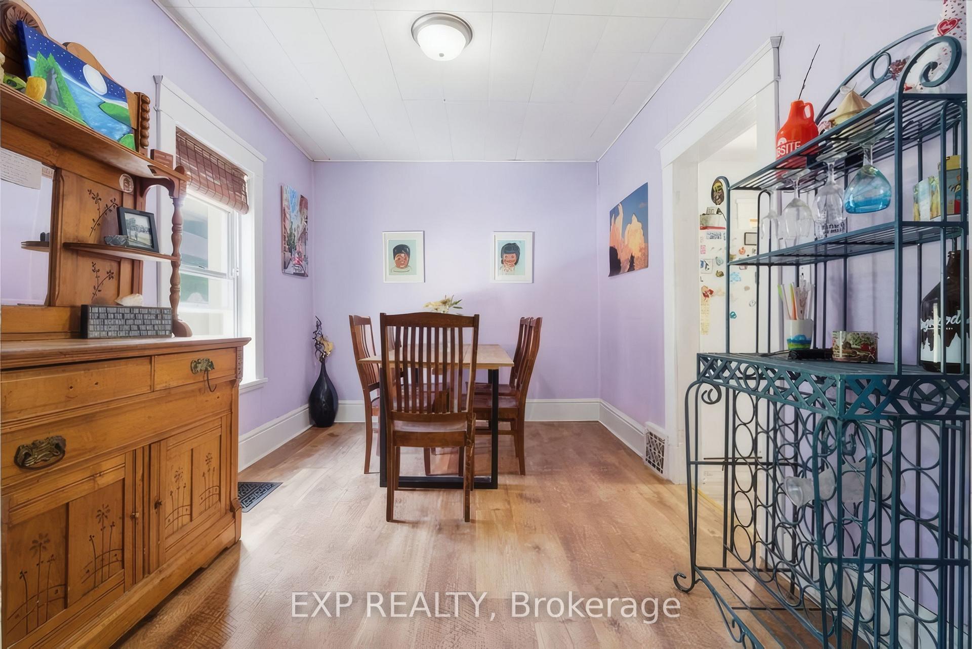 Photo 11 of 572 Downie Street, Stratford — HOMEH