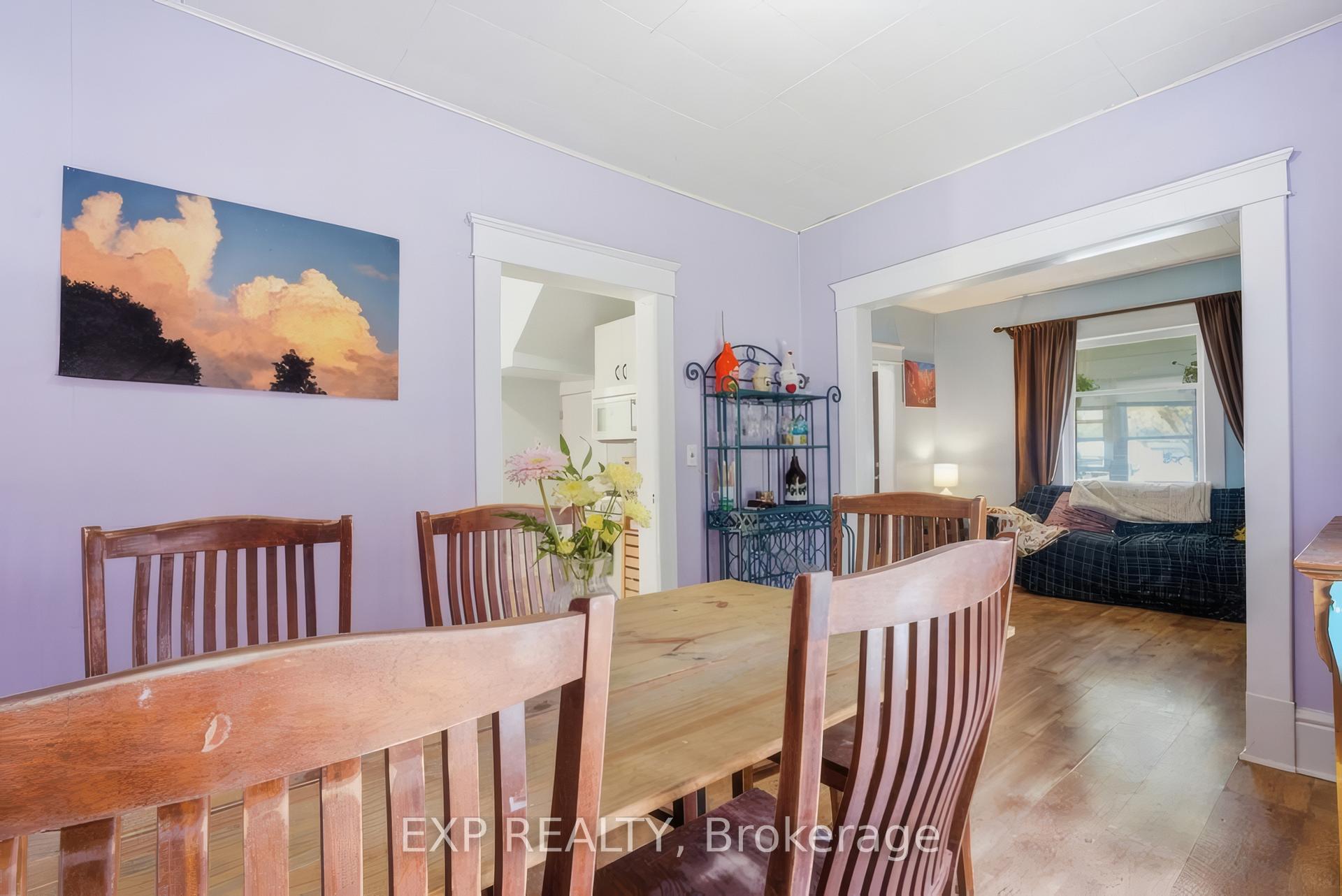 Photo 13 of 572 Downie Street, Stratford — HOMEH