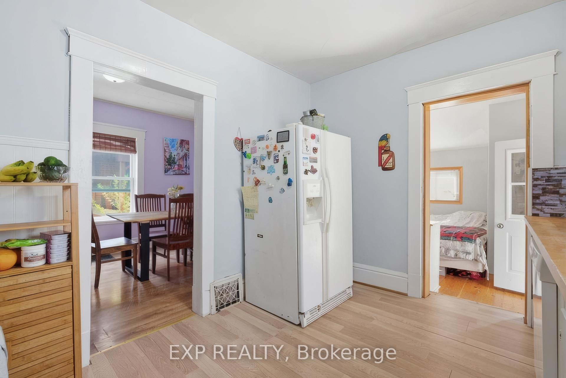 Photo 17 of 572 Downie Street, Stratford — HOMEH