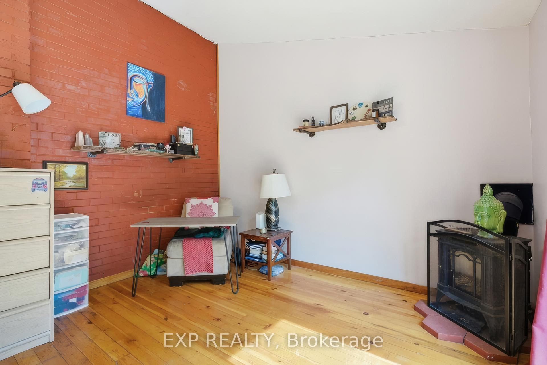 Photo 25 of 572 Downie Street, Stratford — HOMEH