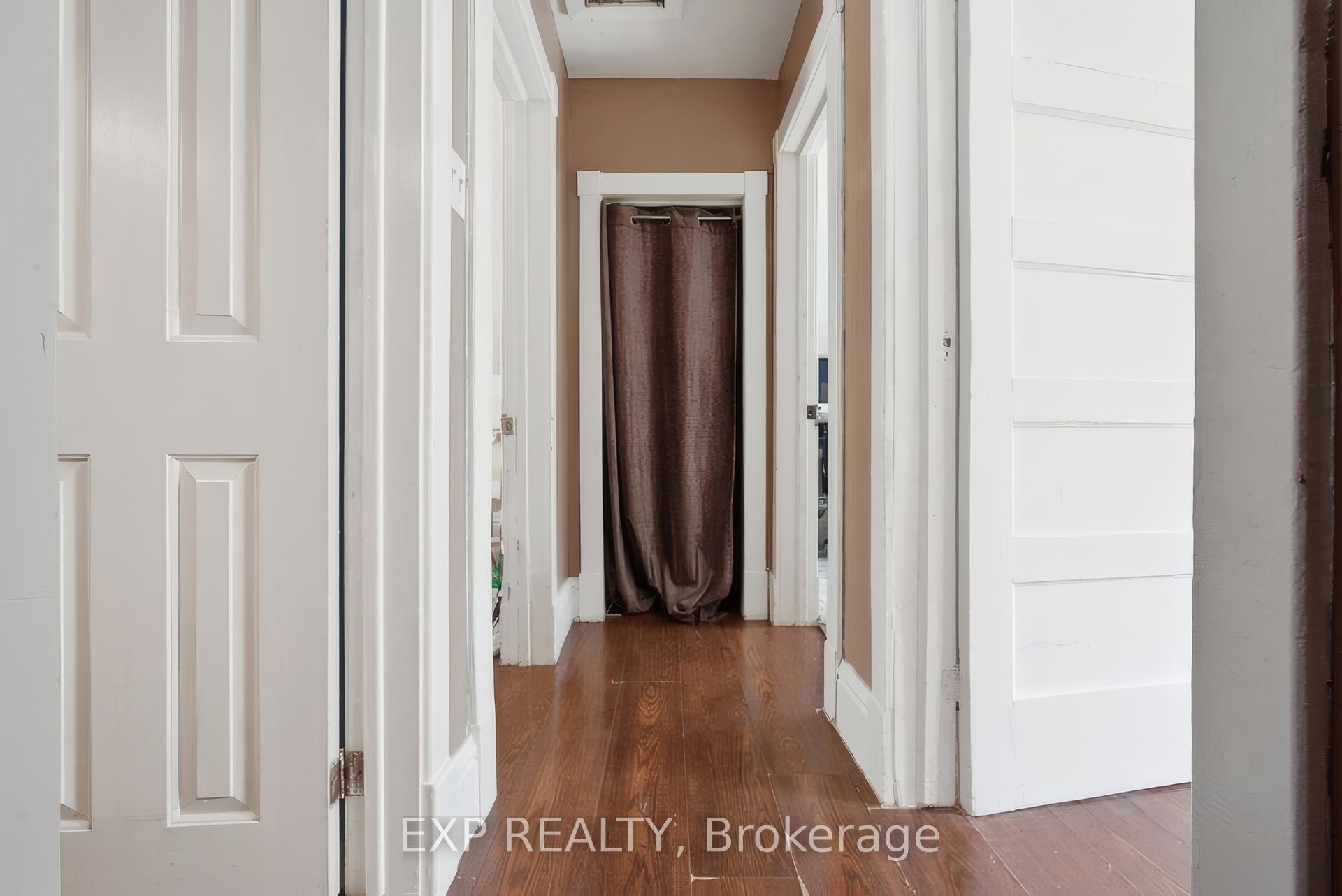 Photo 33 of 572 Downie Street, Stratford — HOMEH