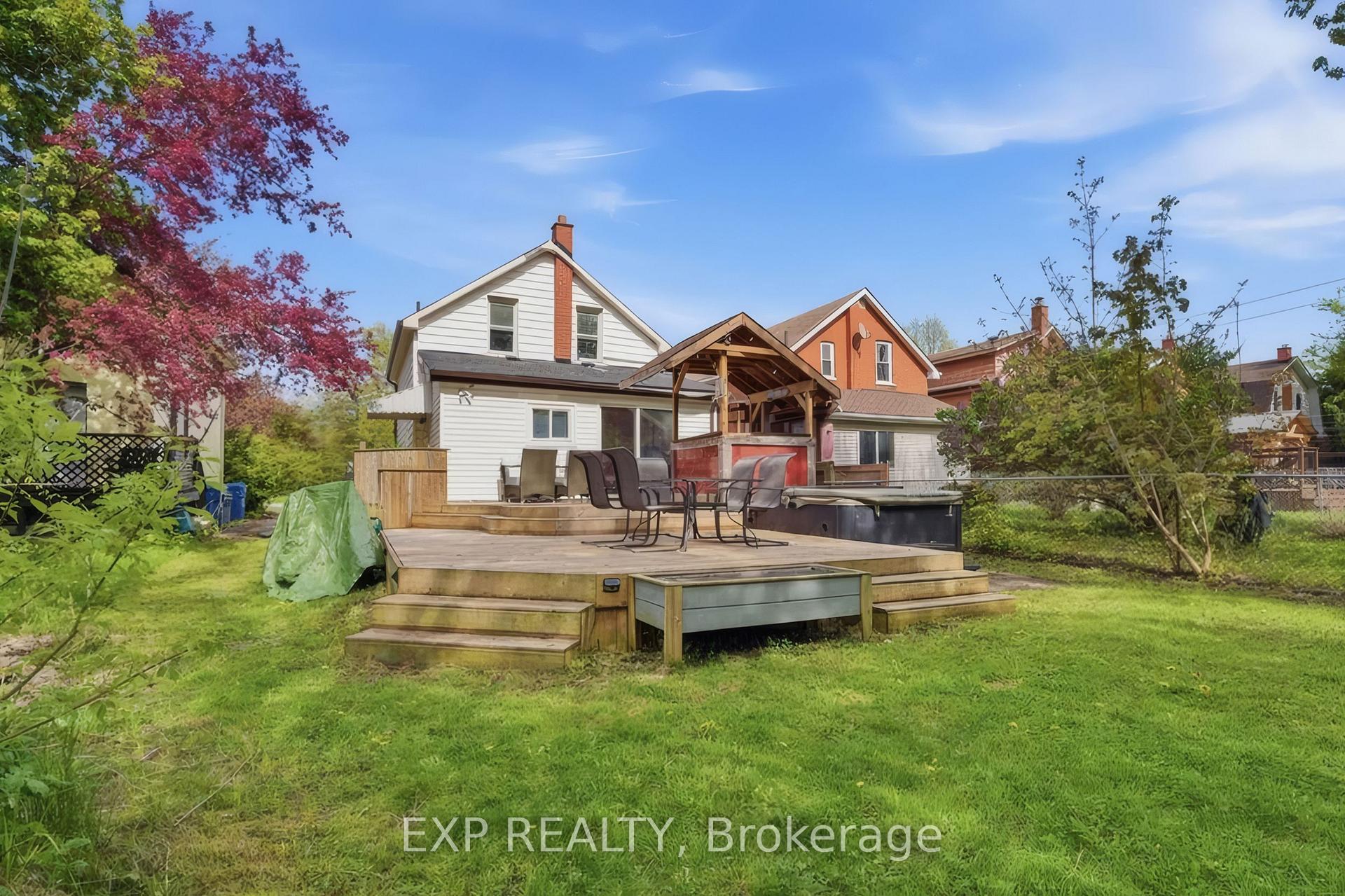 Photo 38 of 572 Downie Street, Stratford — HOMEH