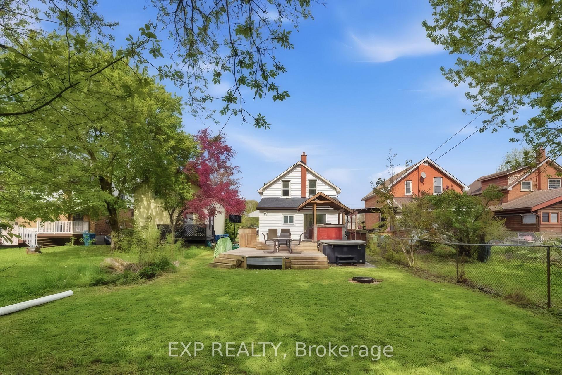 Photo 40 of 572 Downie Street, Stratford — HOMEH