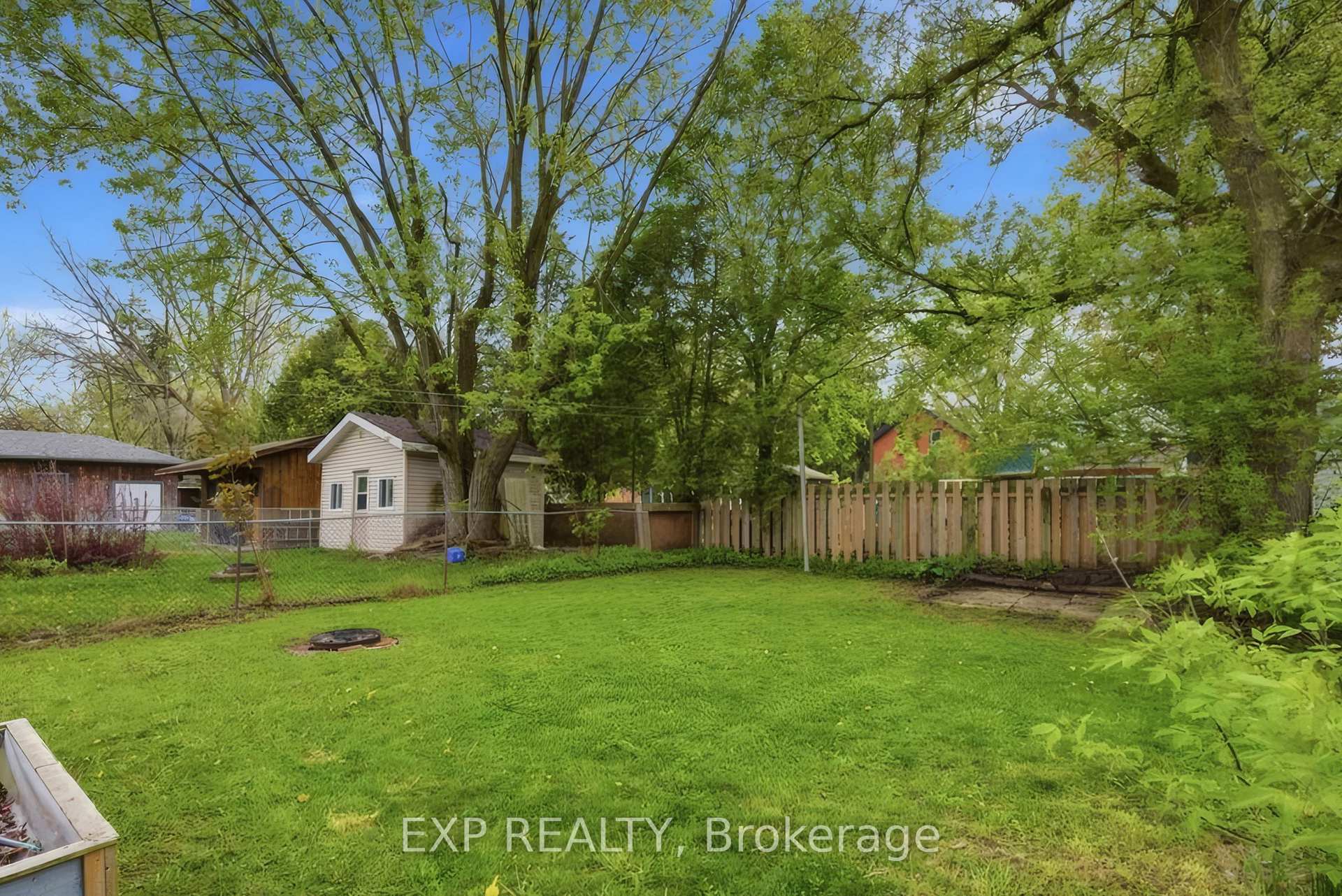 Photo 41 of 572 Downie Street, Stratford — HOMEH