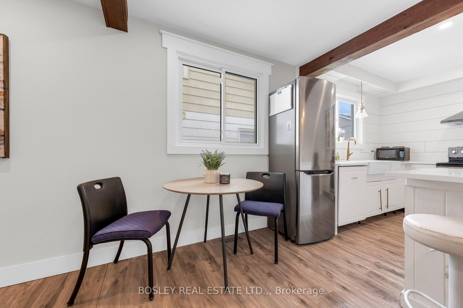 Photo 8 of 32 Grandview Drive, St. Catharines, Port Weller — HOMEH