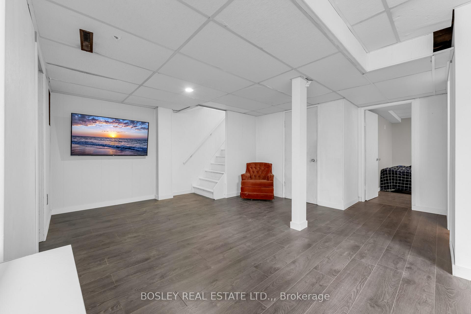 Photo 20 of 32 Grandview Drive, St. Catharines, Port Weller — HOMEH