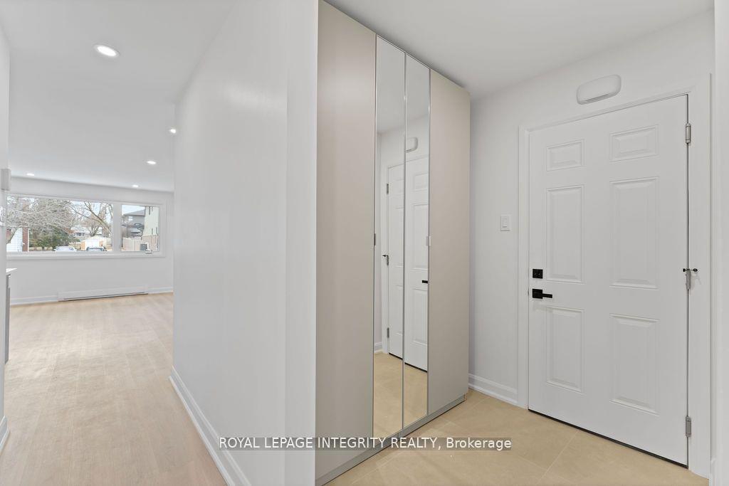 Photo 3 of Unit A, 96 Fieldrow Street, Ottawa, Meadowlands/Crestview — HOMEH