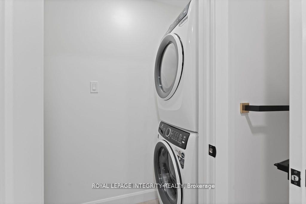 Photo 20 of Unit A, 96 Fieldrow Street, Ottawa, Meadowlands/Crestview — HOMEH