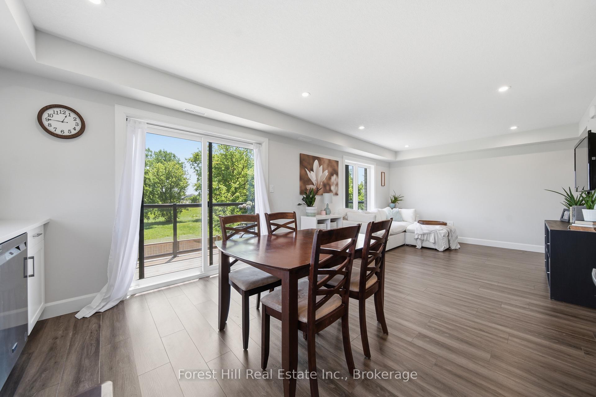 Photo 9 of Unit 21, 3202 Vivian Line, Stratford — HOMEH