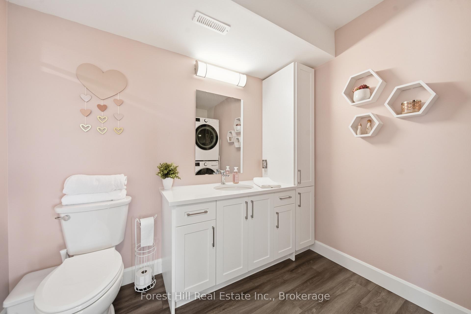 Photo 12 of Unit 21, 3202 Vivian Line, Stratford — HOMEH
