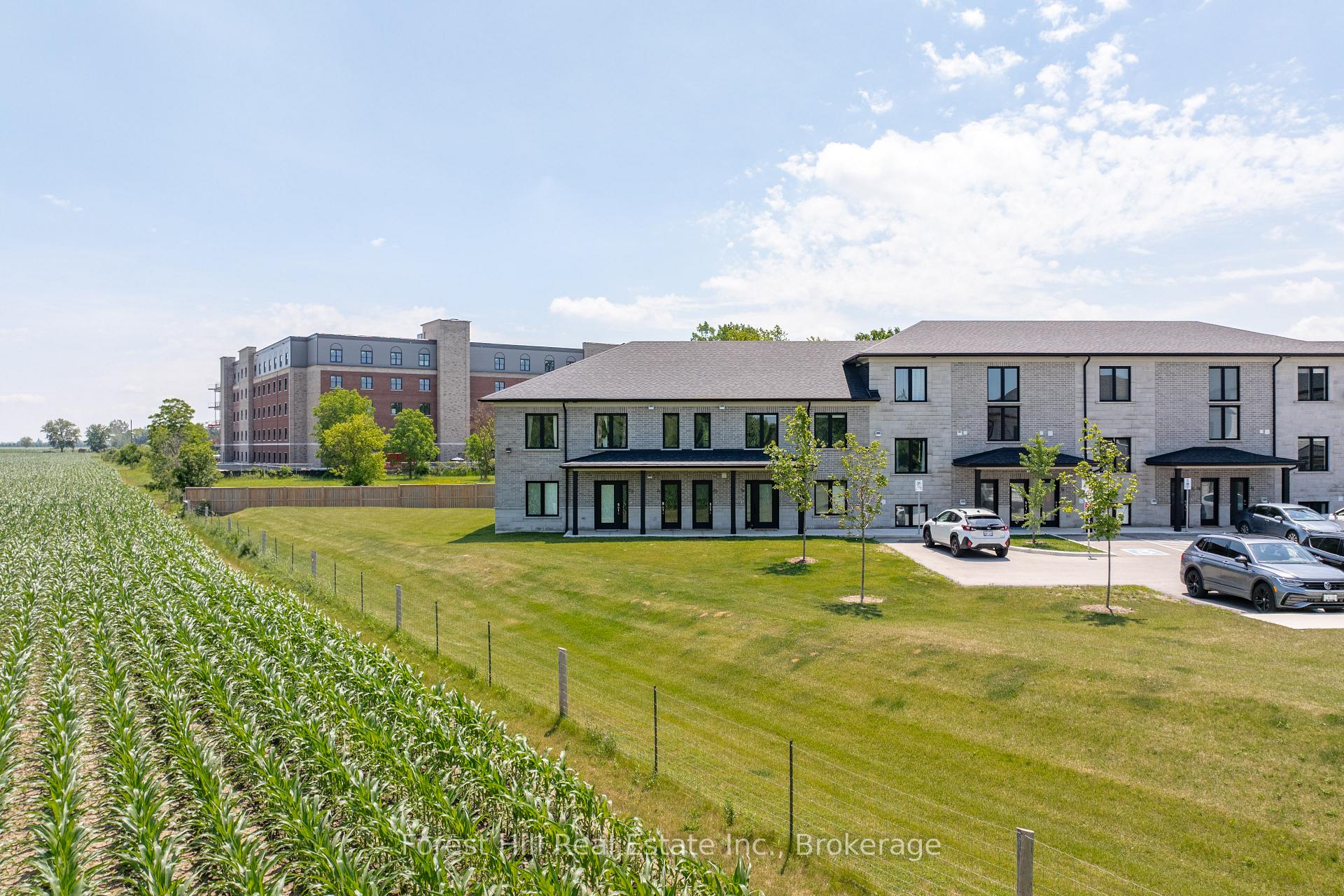 Photo 36 of Unit 21, 3202 Vivian Line, Stratford — HOMEH