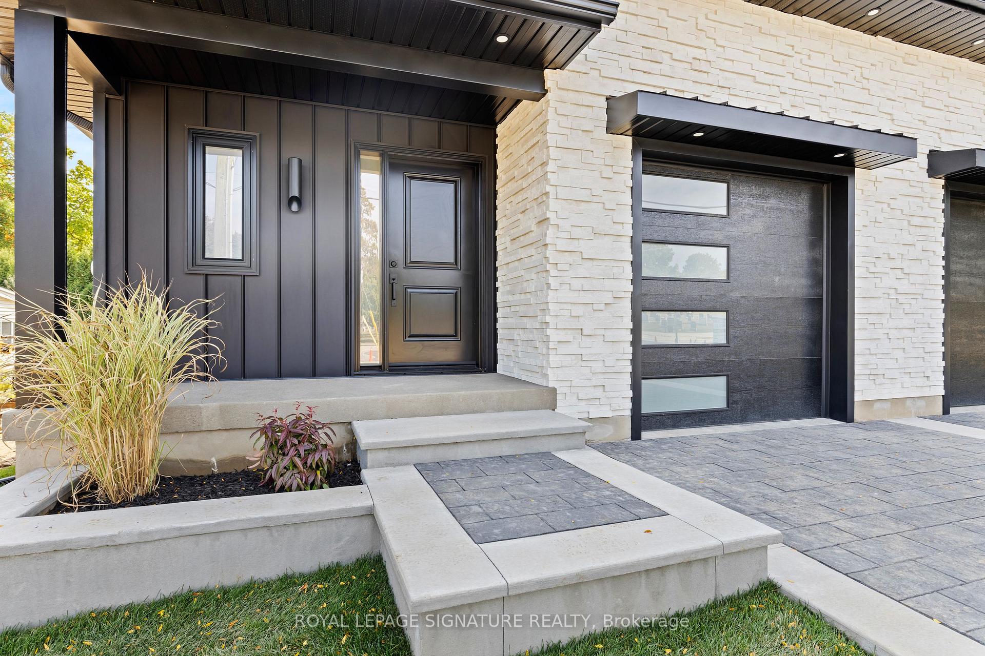 Photo 2 of 141 King Edward Street, Brant, Paris — HOMEH