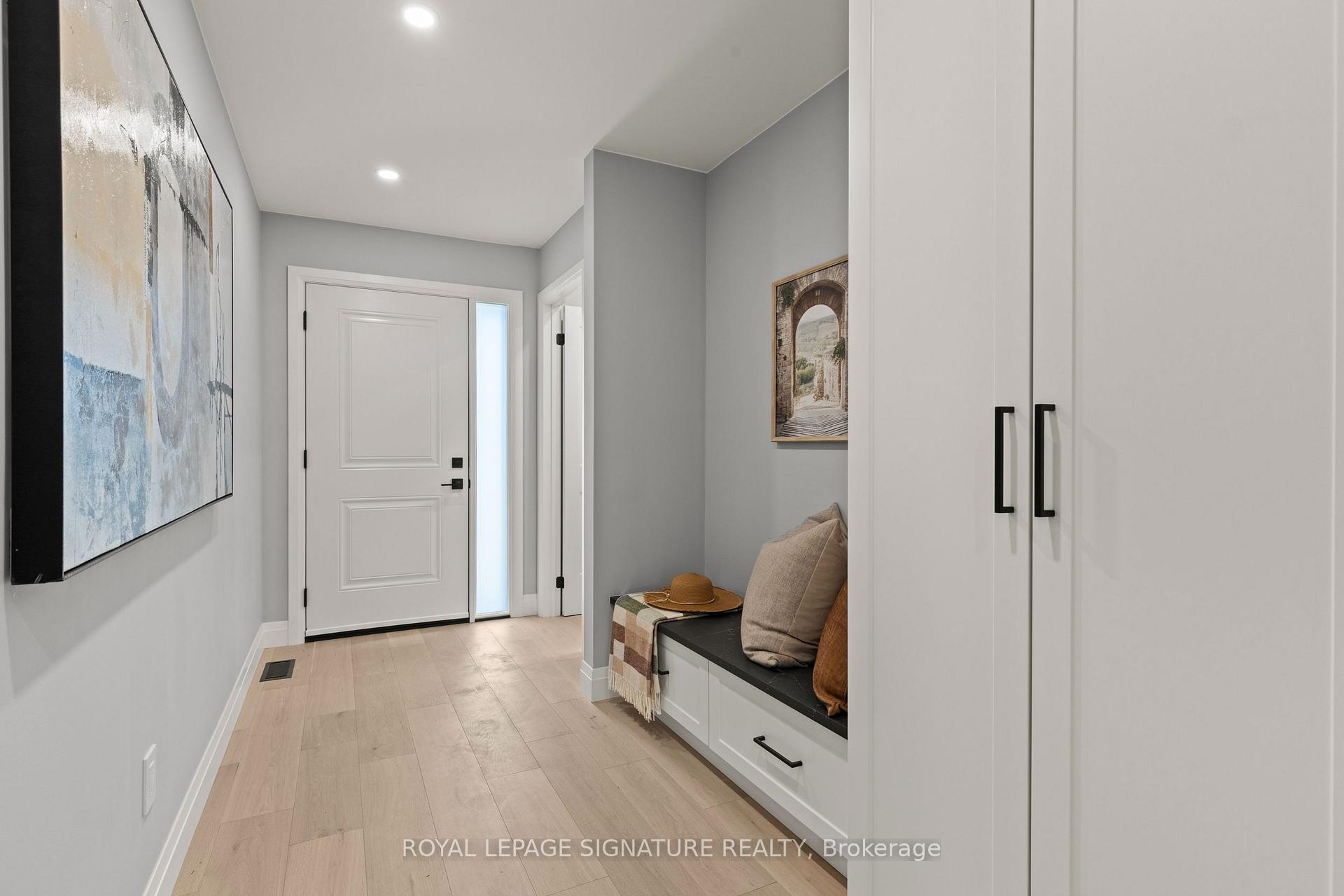 Photo 3 of 141 King Edward Street, Brant, Paris — HOMEH