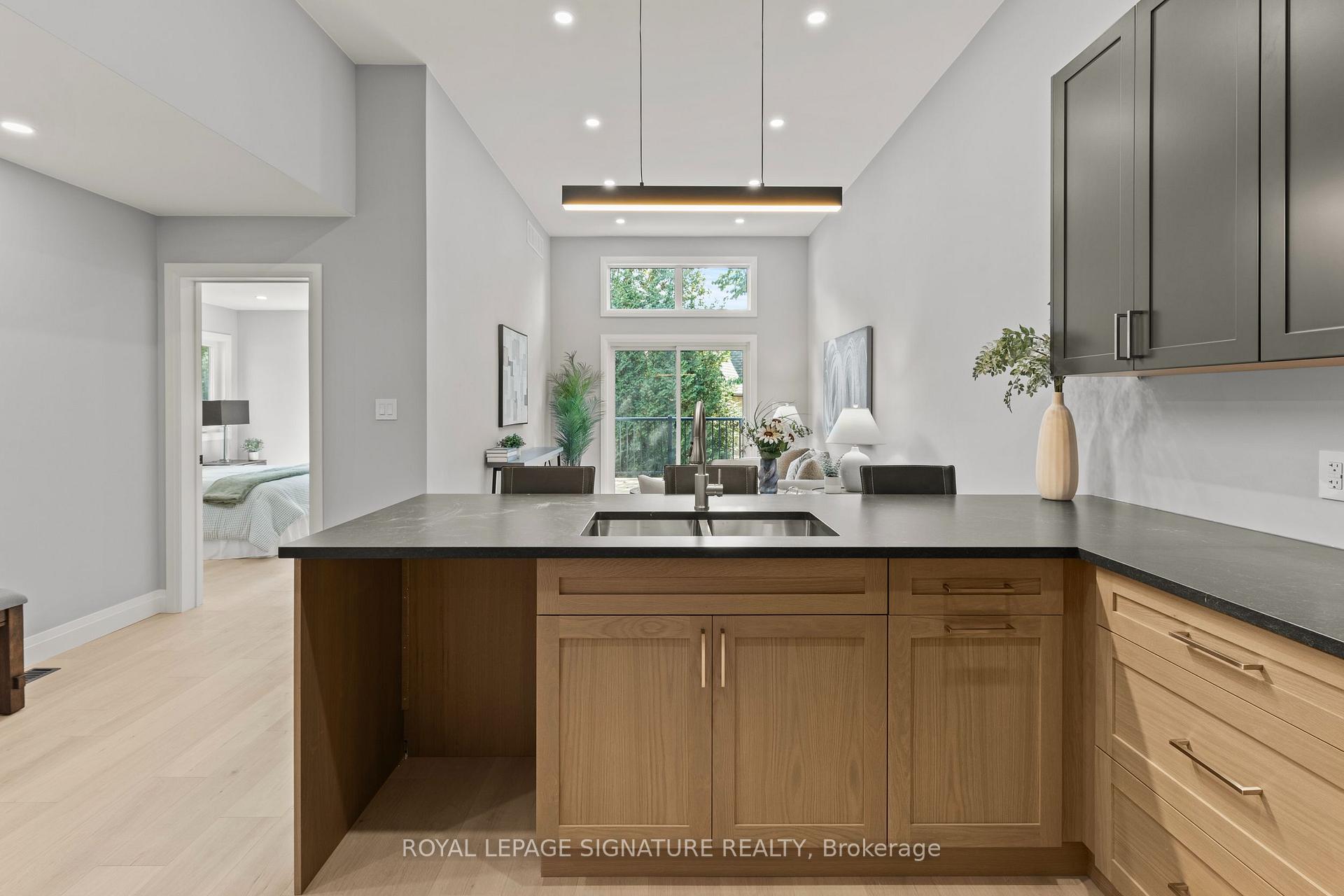 Photo 9 of 141 King Edward Street, Brant, Paris — HOMEH