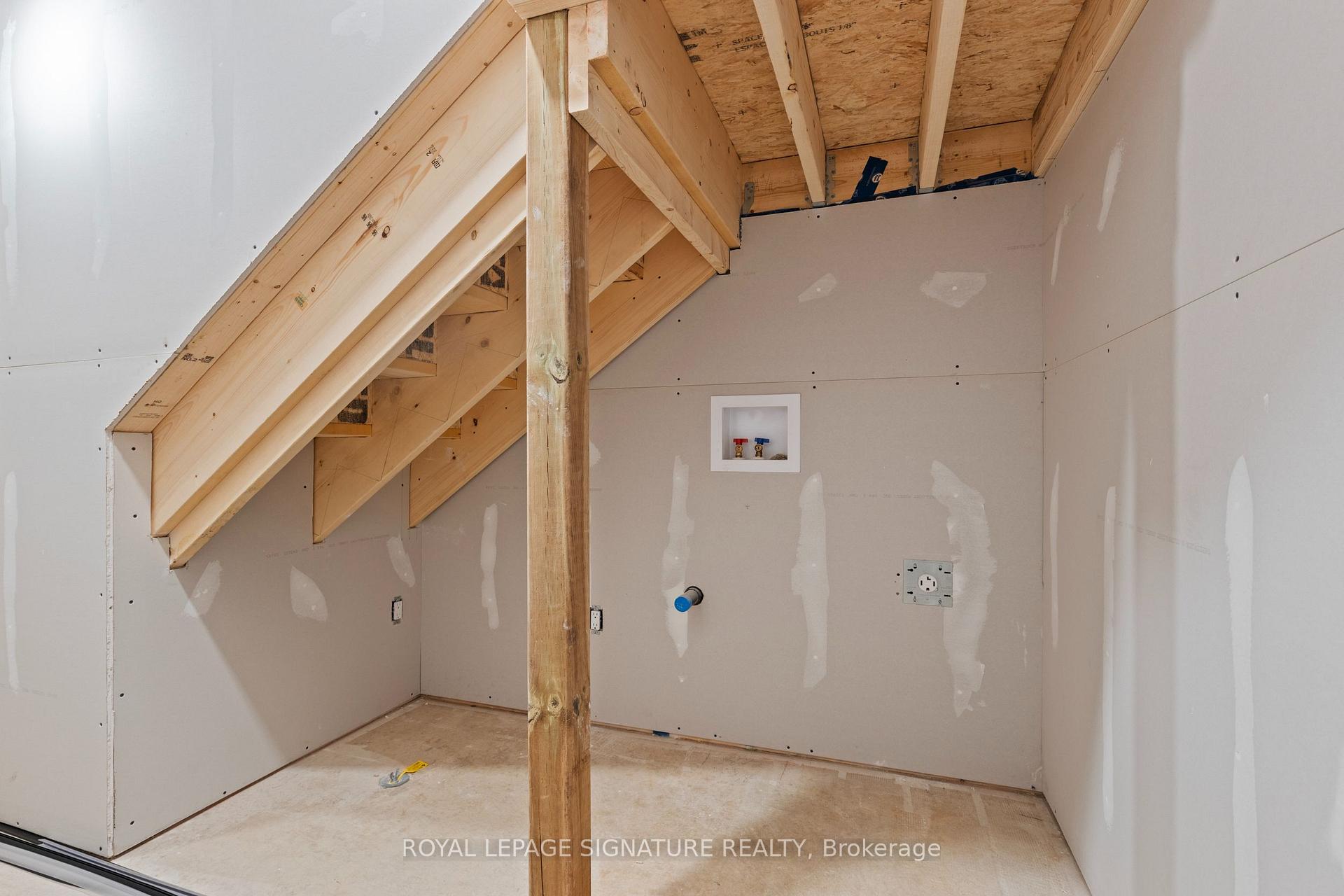 Photo 26 of 141 King Edward Street, Brant, Paris — HOMEH