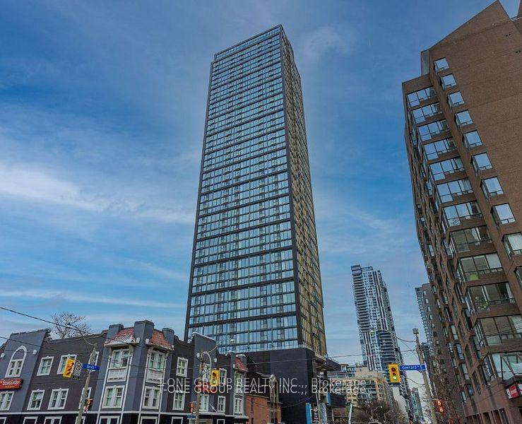 Photo of Unit 902, 319 Jarvis Street