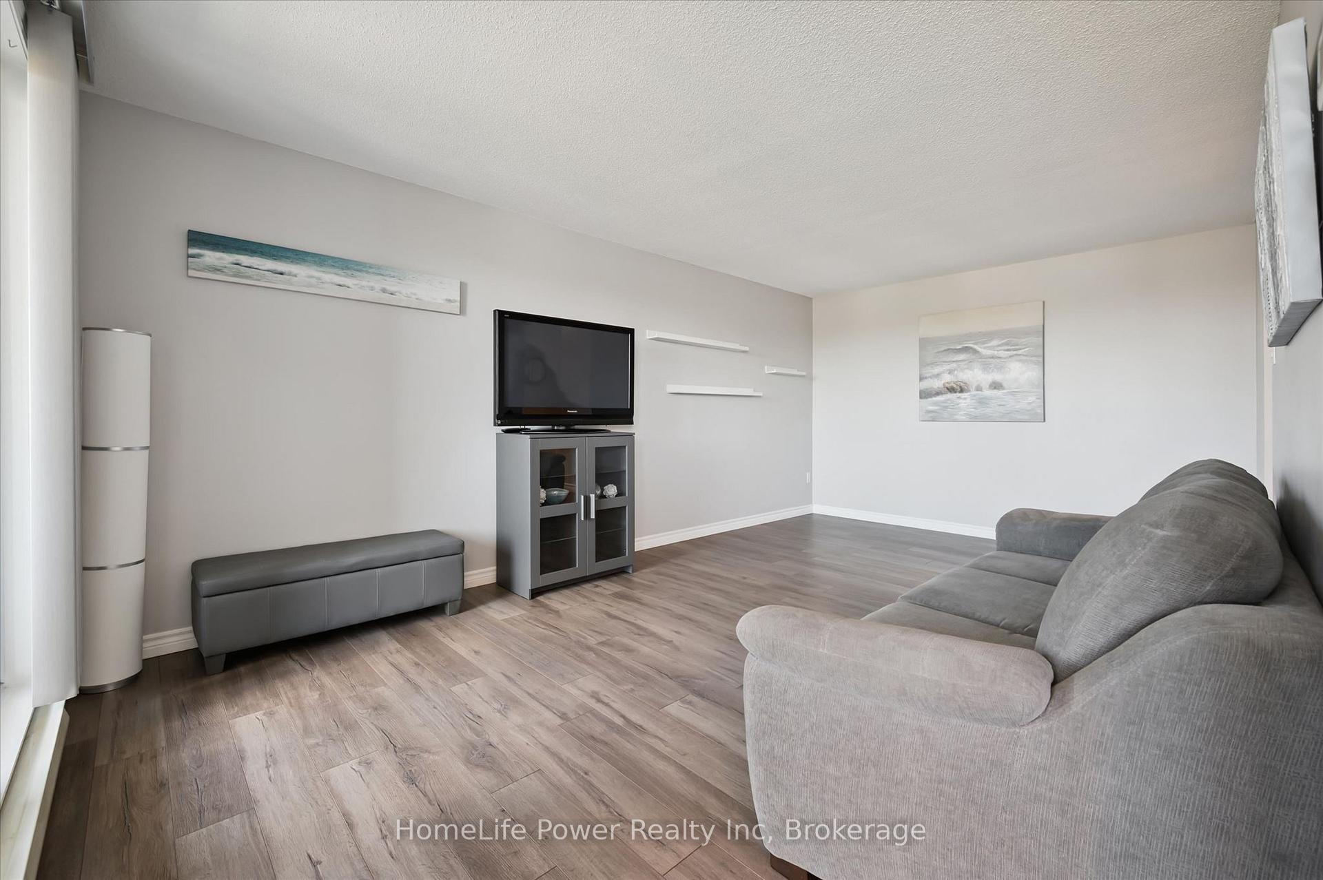 Photo 16 of Unit 403, 200 Jamieson Parkway, Cambridge, Grow Community Centre — HOMEH
