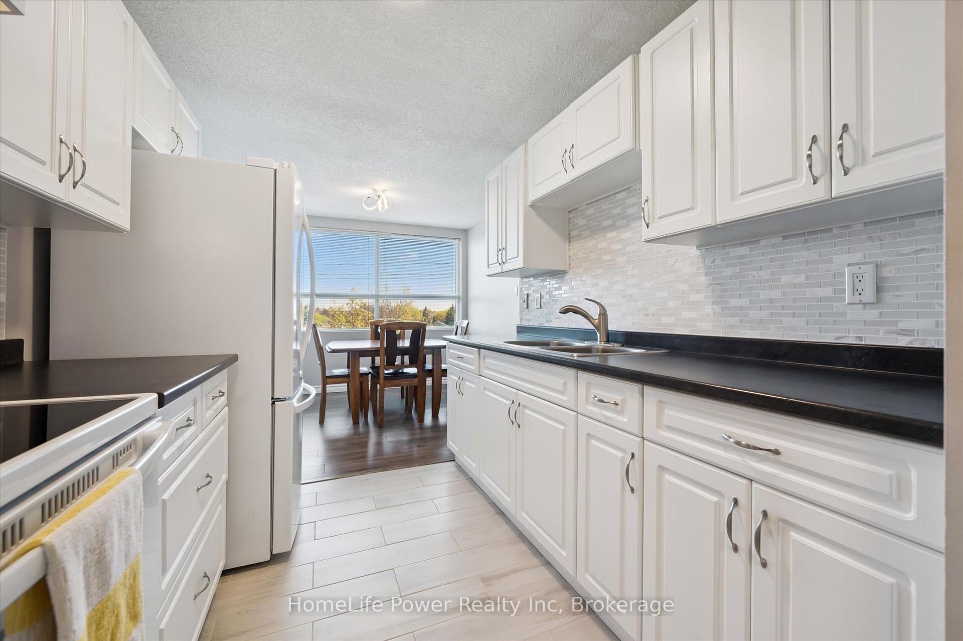 Photo 21 of Unit 403, 200 Jamieson Parkway, Cambridge, Grow Community Centre — HOMEH