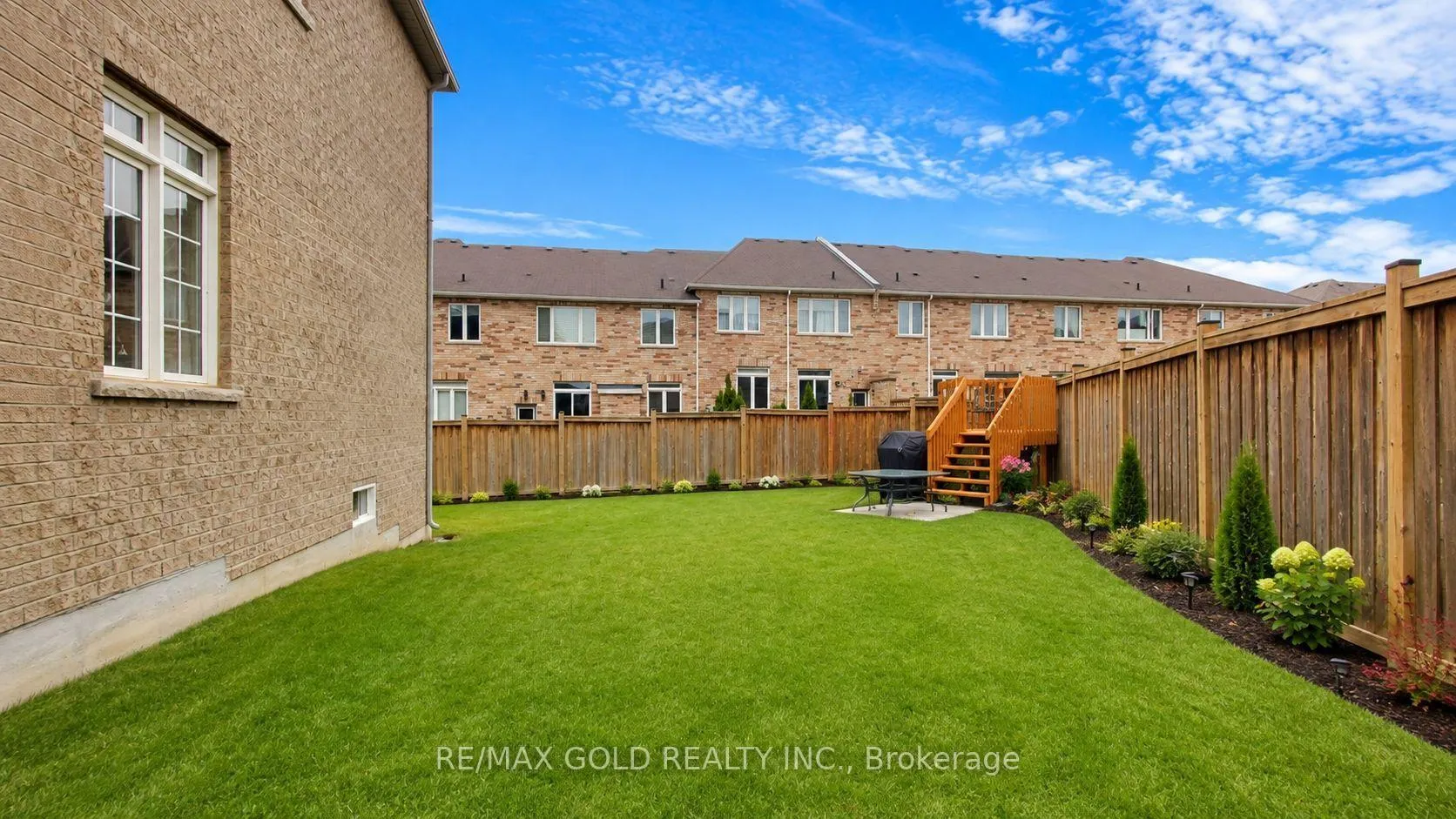 Photo 46 of 18 Kawana Road, Brampton, Bram West — HOMEH