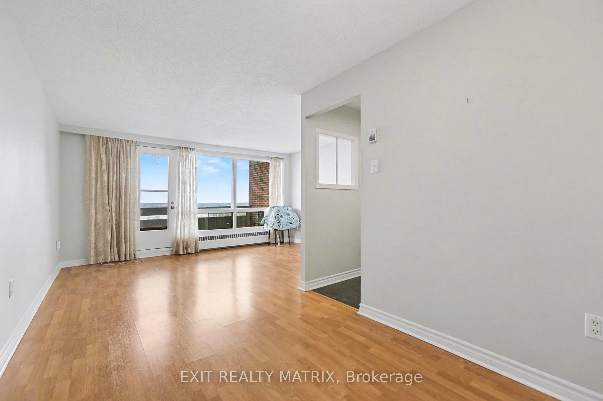 Photo 5 of Unit 1021, 3100 Carling Avenue, Ottawa, Bayshore — HOMEH