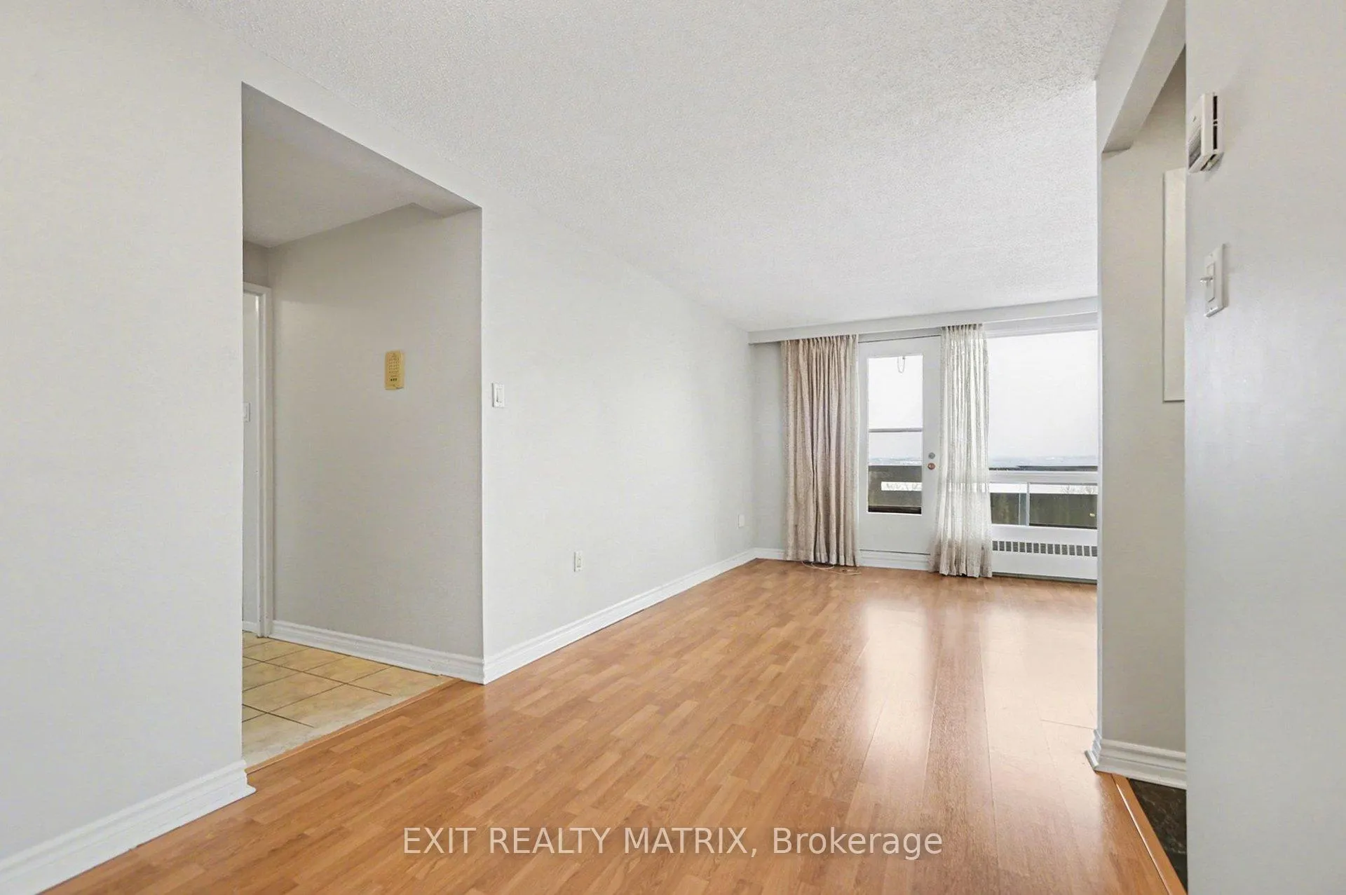 Photo 6 of Unit 1021, 3100 Carling Avenue, Ottawa, Bayshore — HOMEH