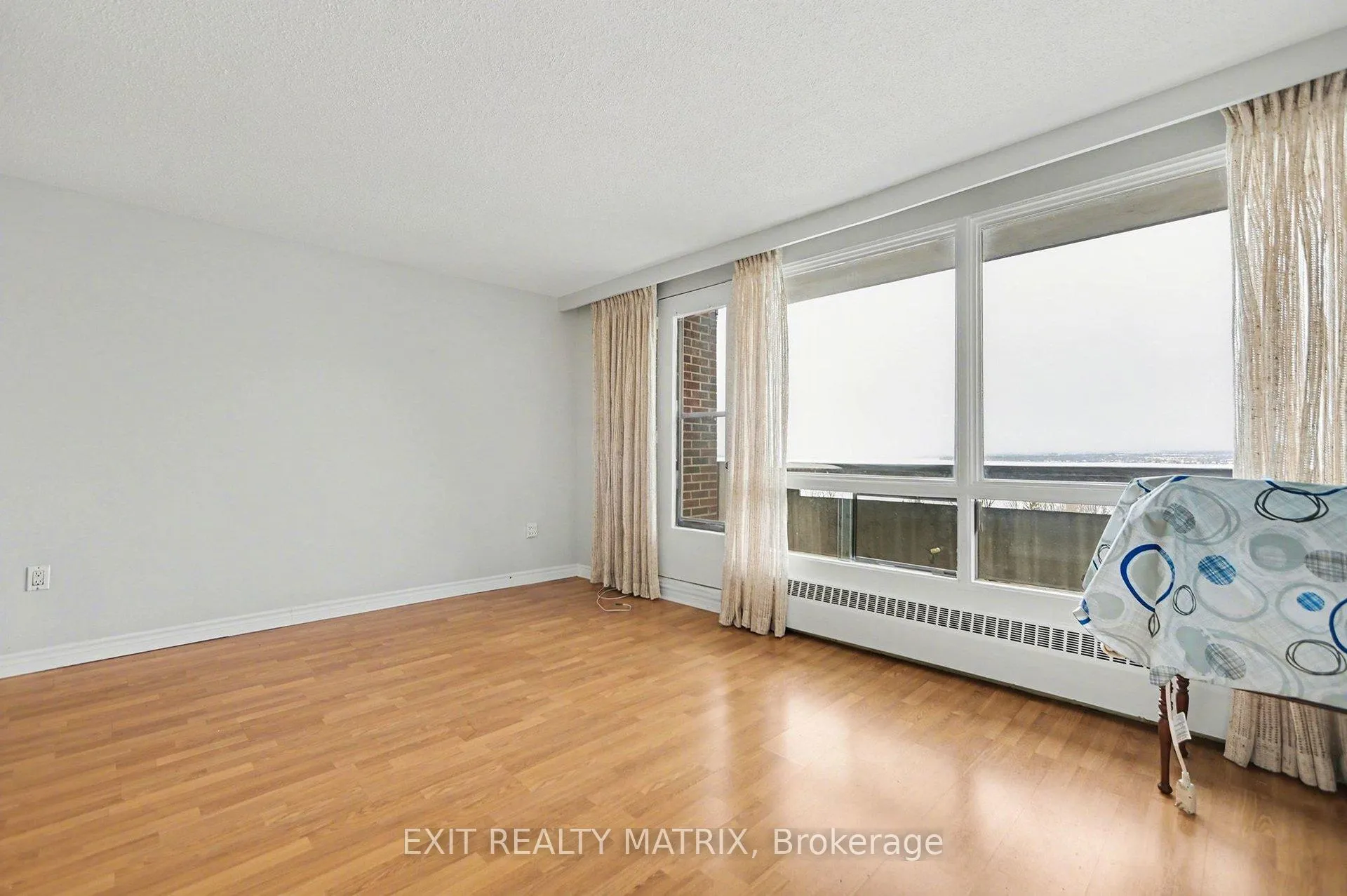 Photo 9 of Unit 1021, 3100 Carling Avenue, Ottawa, Bayshore — HOMEH