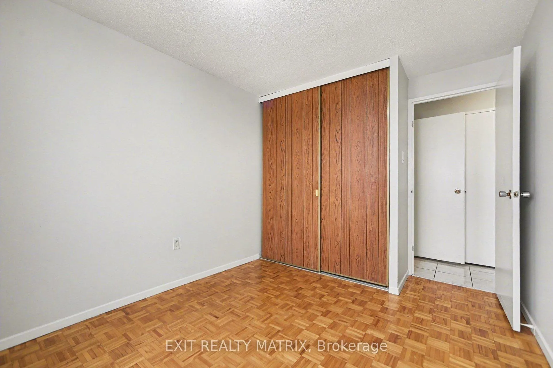Photo 20 of Unit 1021, 3100 Carling Avenue, Ottawa, Bayshore — HOMEH