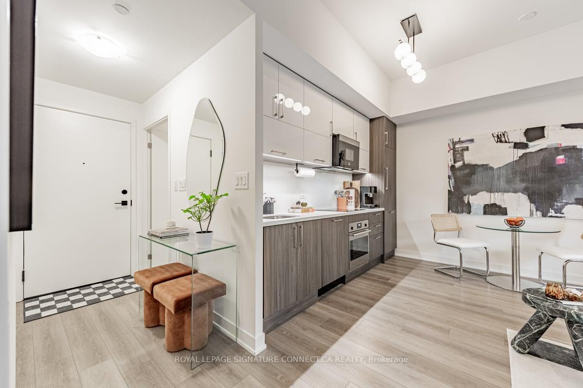 Photo 3 of Unit 1005, 8119 Birchmount Road, Markham, Unionville — HOMEH