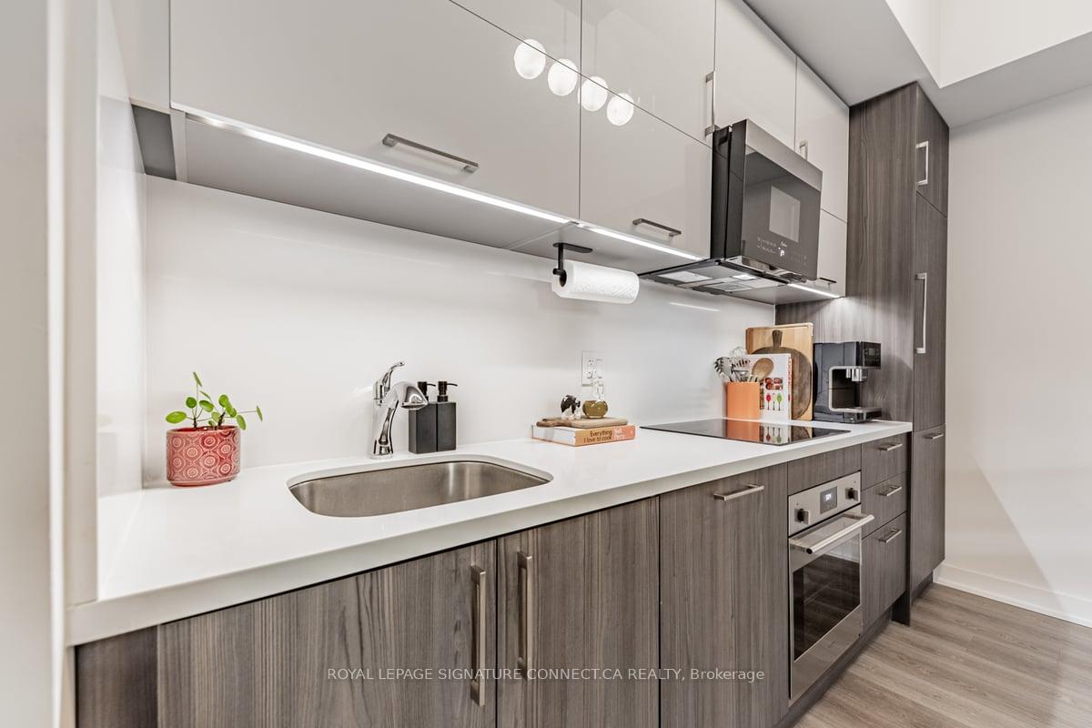 Photo 4 of Unit 1005, 8119 Birchmount Road, Markham, Unionville — HOMEH