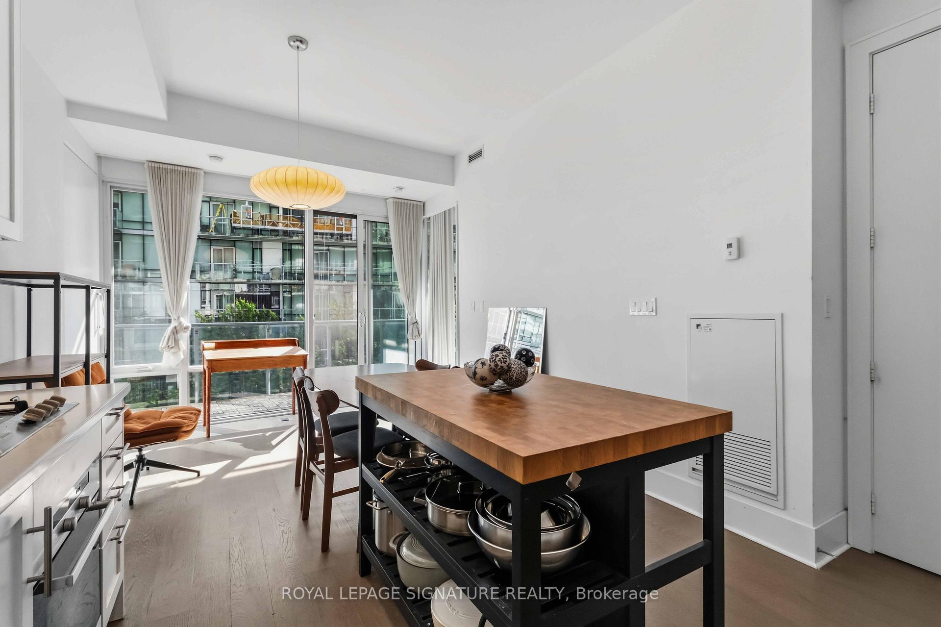 Photo 2 of Unit 518, 29 Queens Quay E, Toronto, Waterfront Communities — HOMEH