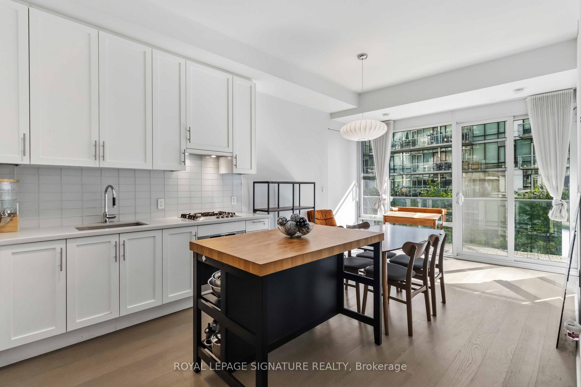 Photo 6 of Unit 518, 29 Queens Quay E, Toronto, Waterfront Communities — HOMEH