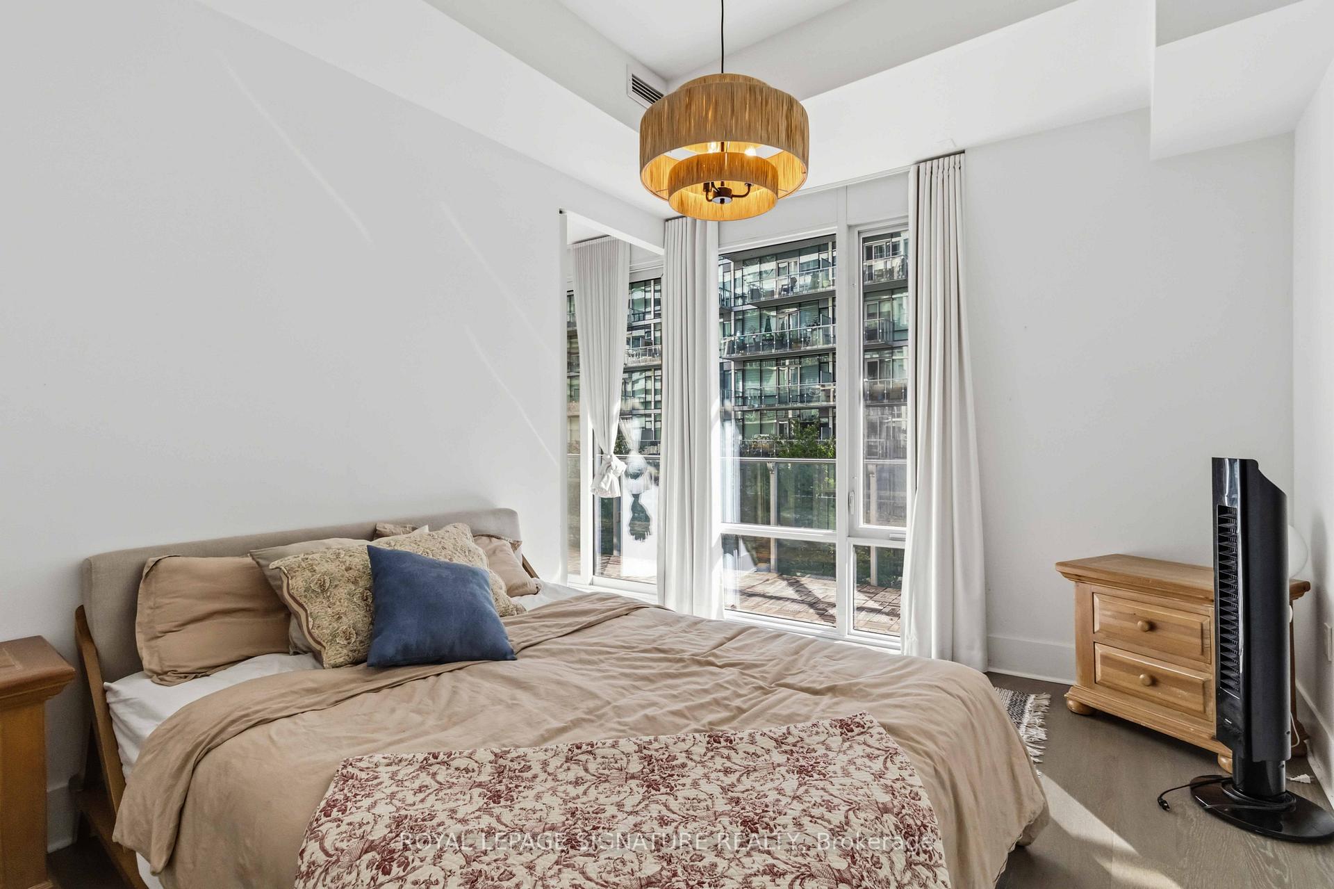 Photo 10 of Unit 518, 29 Queens Quay E, Toronto, Waterfront Communities — HOMEH