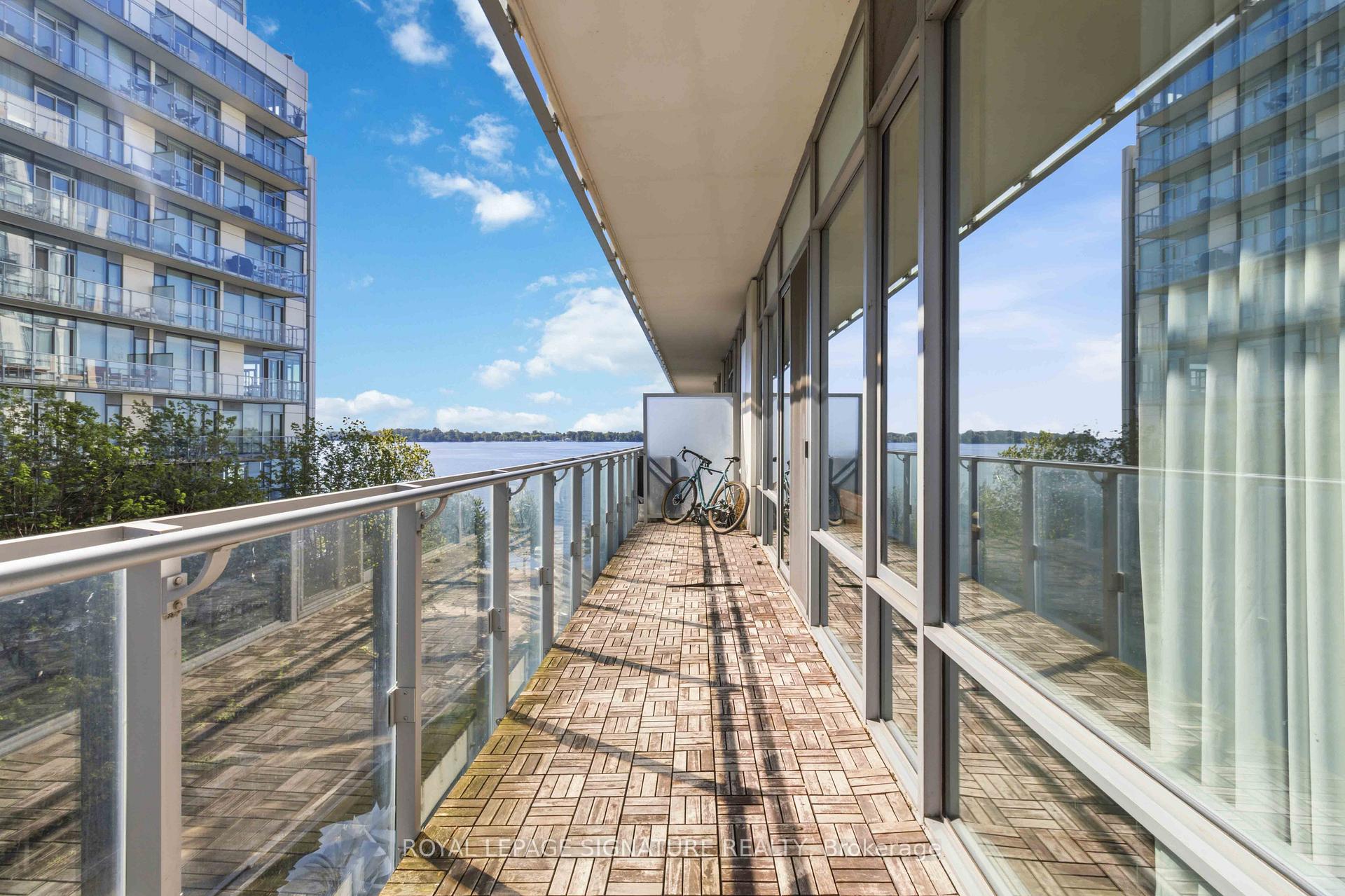 Photo 17 of Unit 518, 29 Queens Quay E, Toronto, Waterfront Communities — HOMEH
