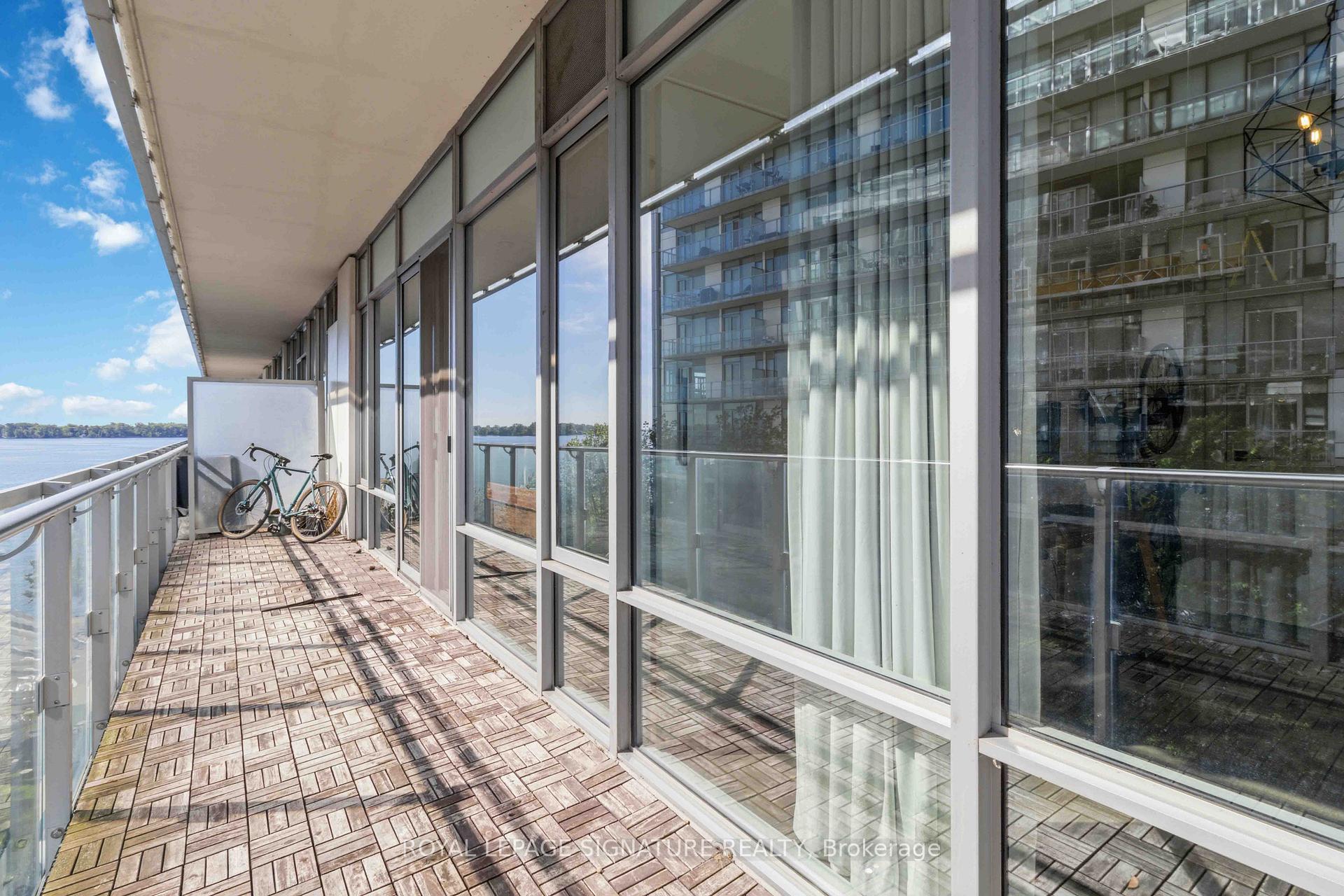 Photo 18 of Unit 518, 29 Queens Quay E, Toronto, Waterfront Communities — HOMEH