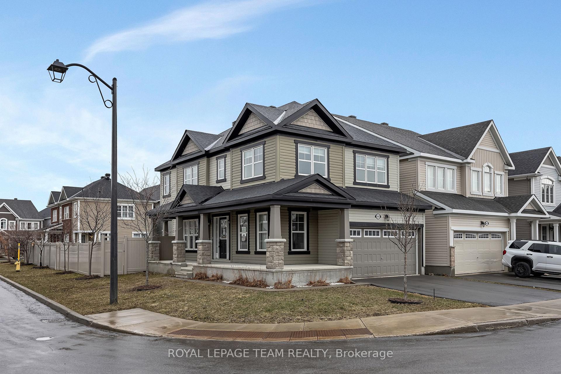 Photo 4 of 659 Pearl Dace Crescent, Ottawa, Barrhaven - Half Moon Bay — HOMEH