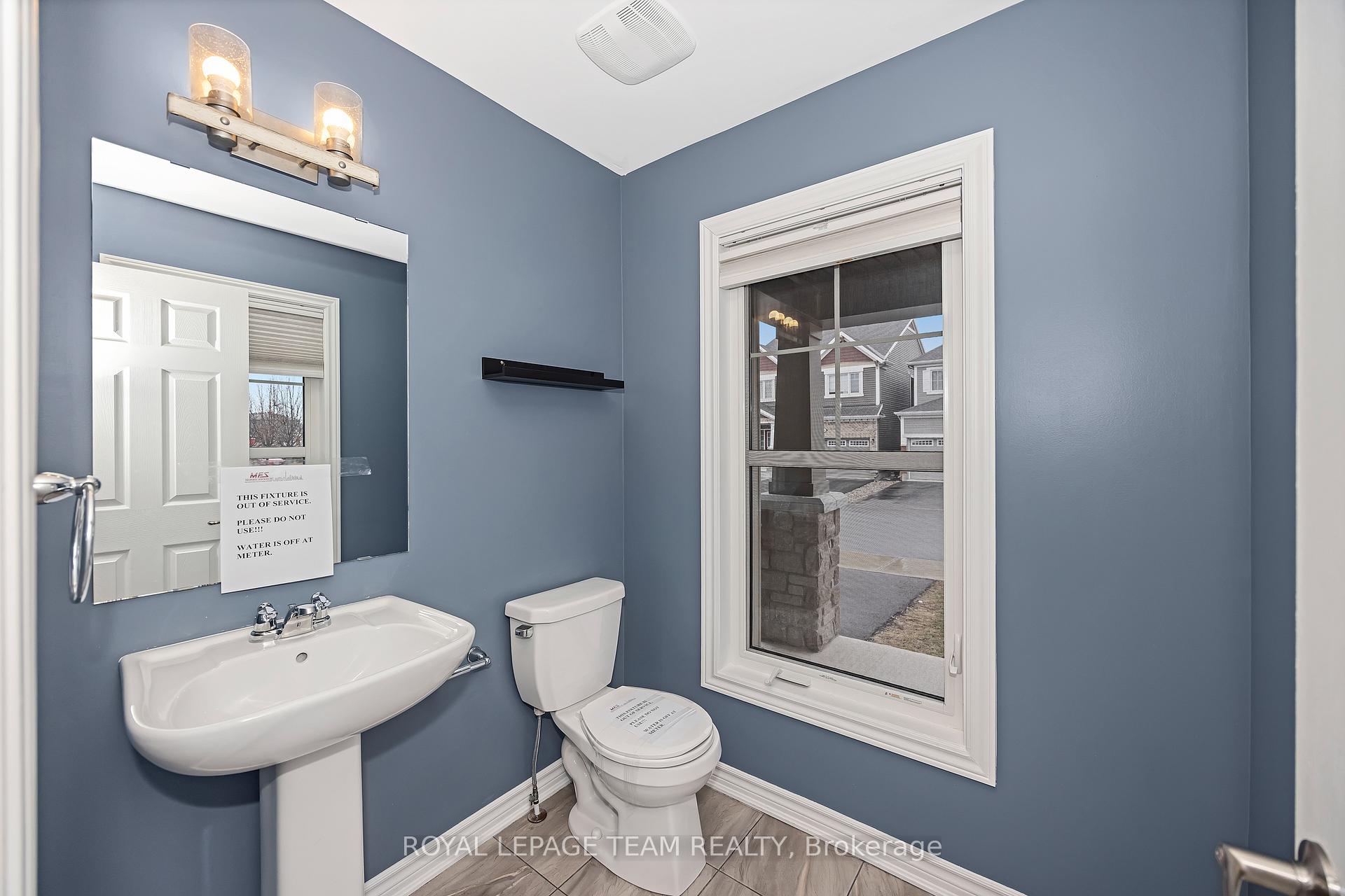 Photo 5 of 659 Pearl Dace Crescent, Ottawa, Barrhaven - Half Moon Bay — HOMEH