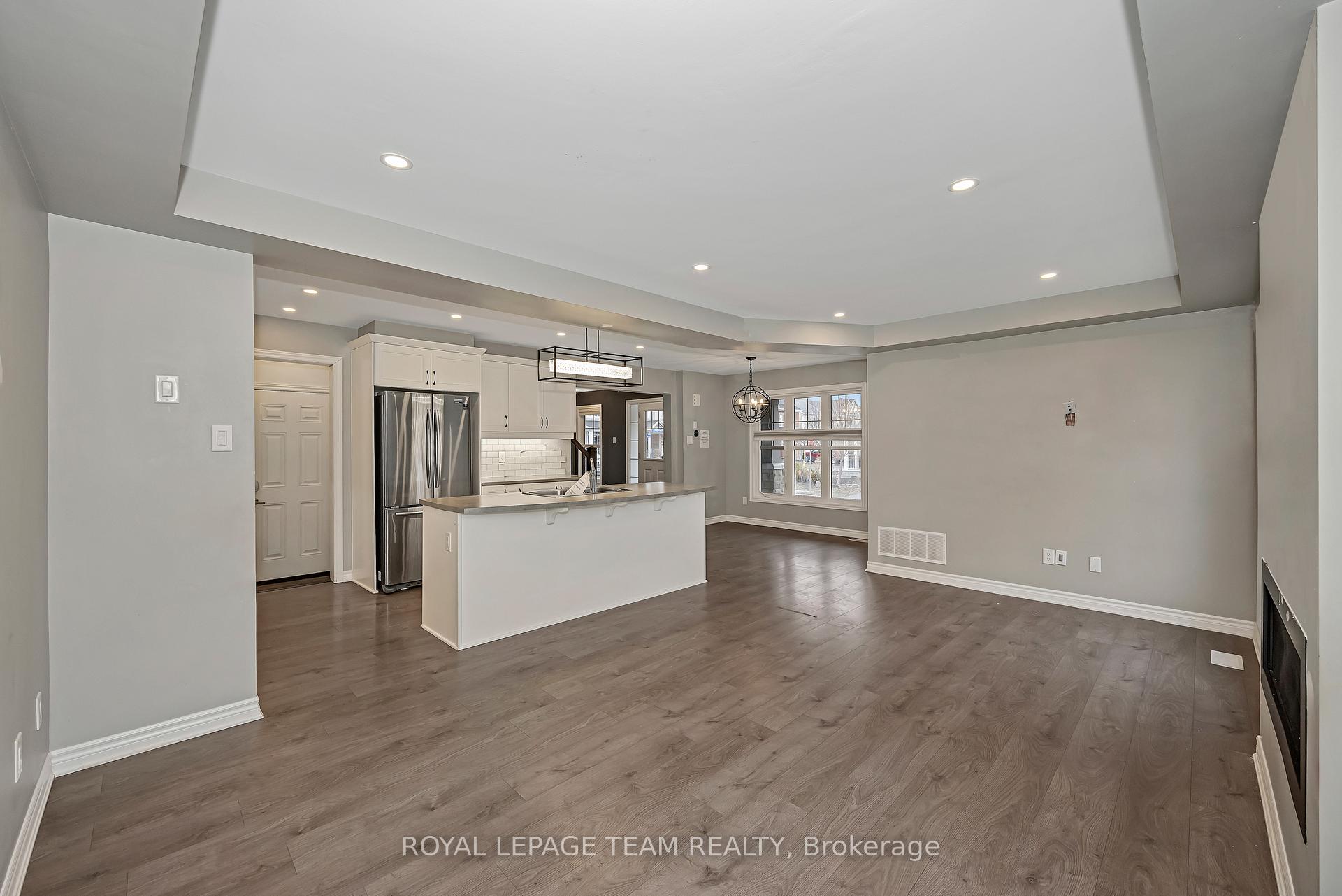 Photo 14 of 659 Pearl Dace Crescent, Ottawa, Barrhaven - Half Moon Bay — HOMEH