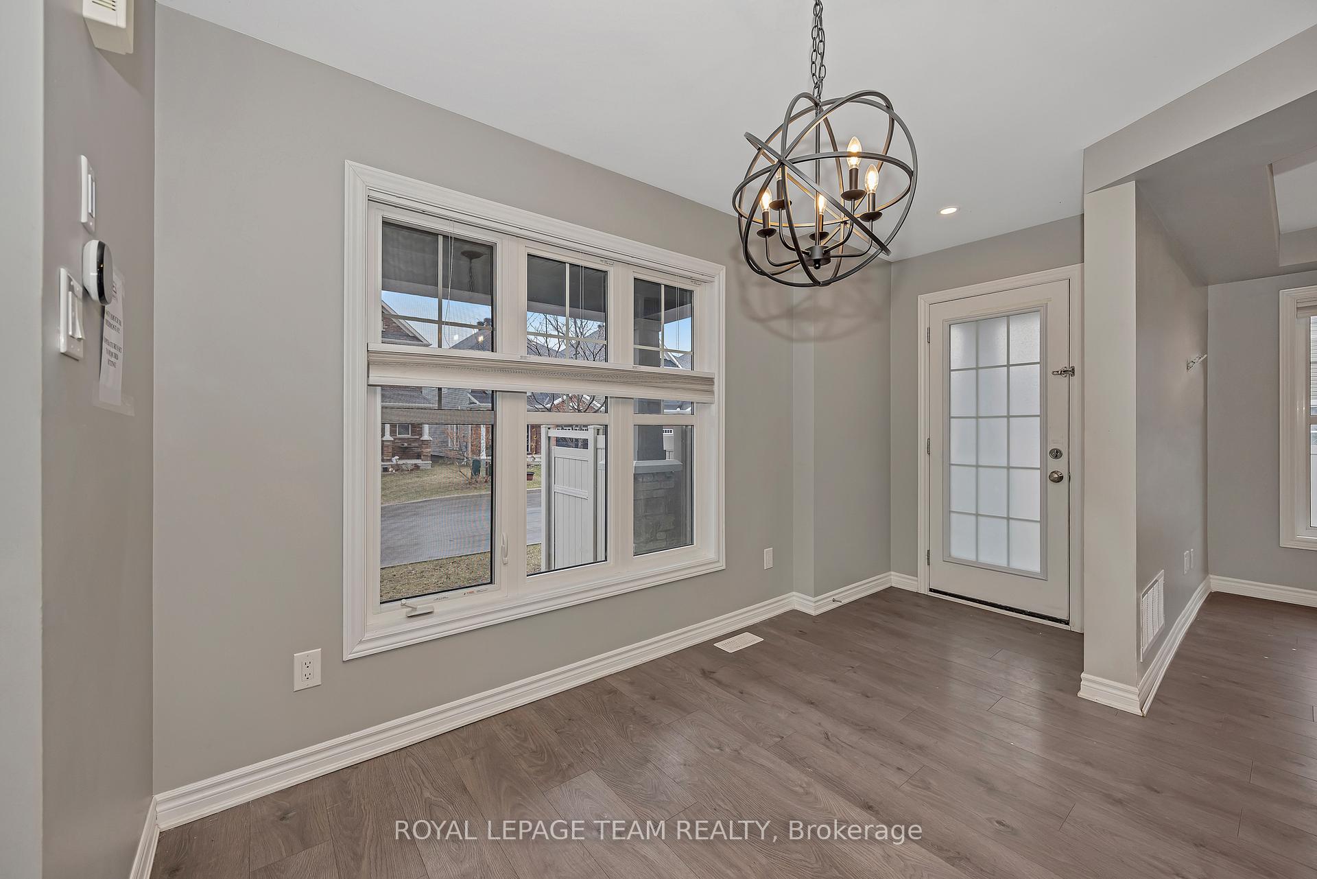 Photo 17 of 659 Pearl Dace Crescent, Ottawa, Barrhaven - Half Moon Bay — HOMEH