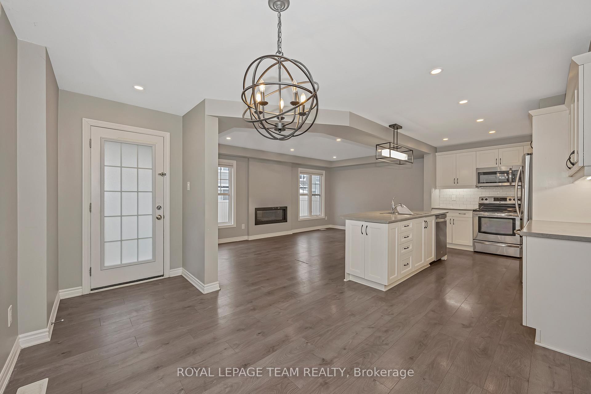 Photo 18 of 659 Pearl Dace Crescent, Ottawa, Barrhaven - Half Moon Bay — HOMEH