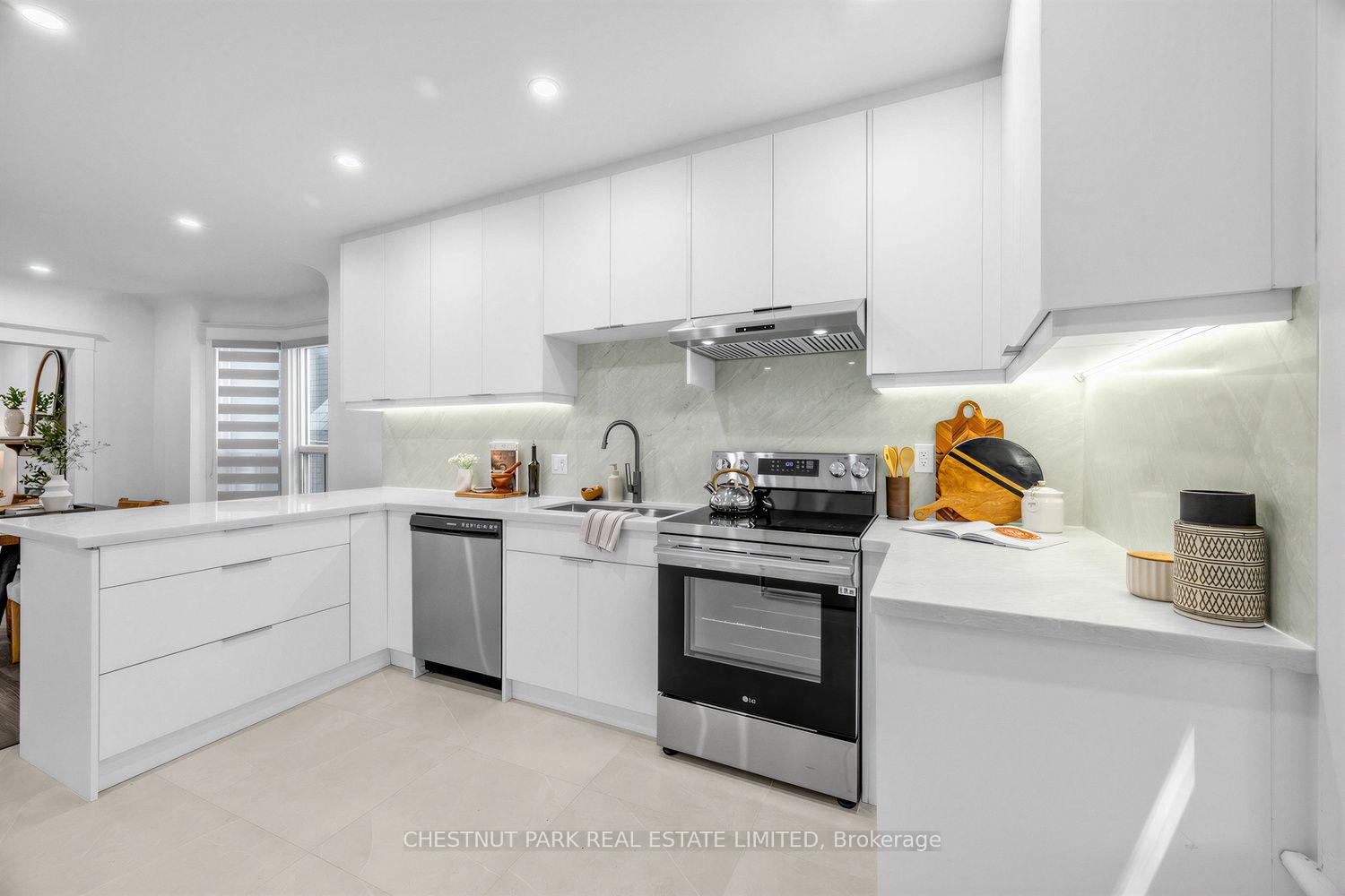 Photo 15 of 89 Dearbourne Avenue, Toronto, North Riverdale — HOMEH
