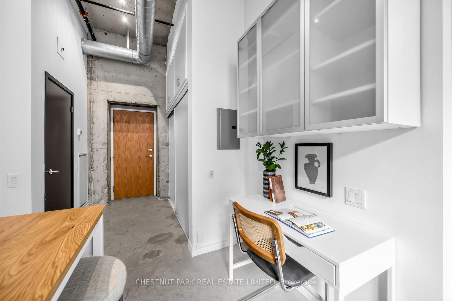 Photo 15 of Unit 301, 363 Sorauren Avenue, Toronto, Roncesvalles — HOMEH