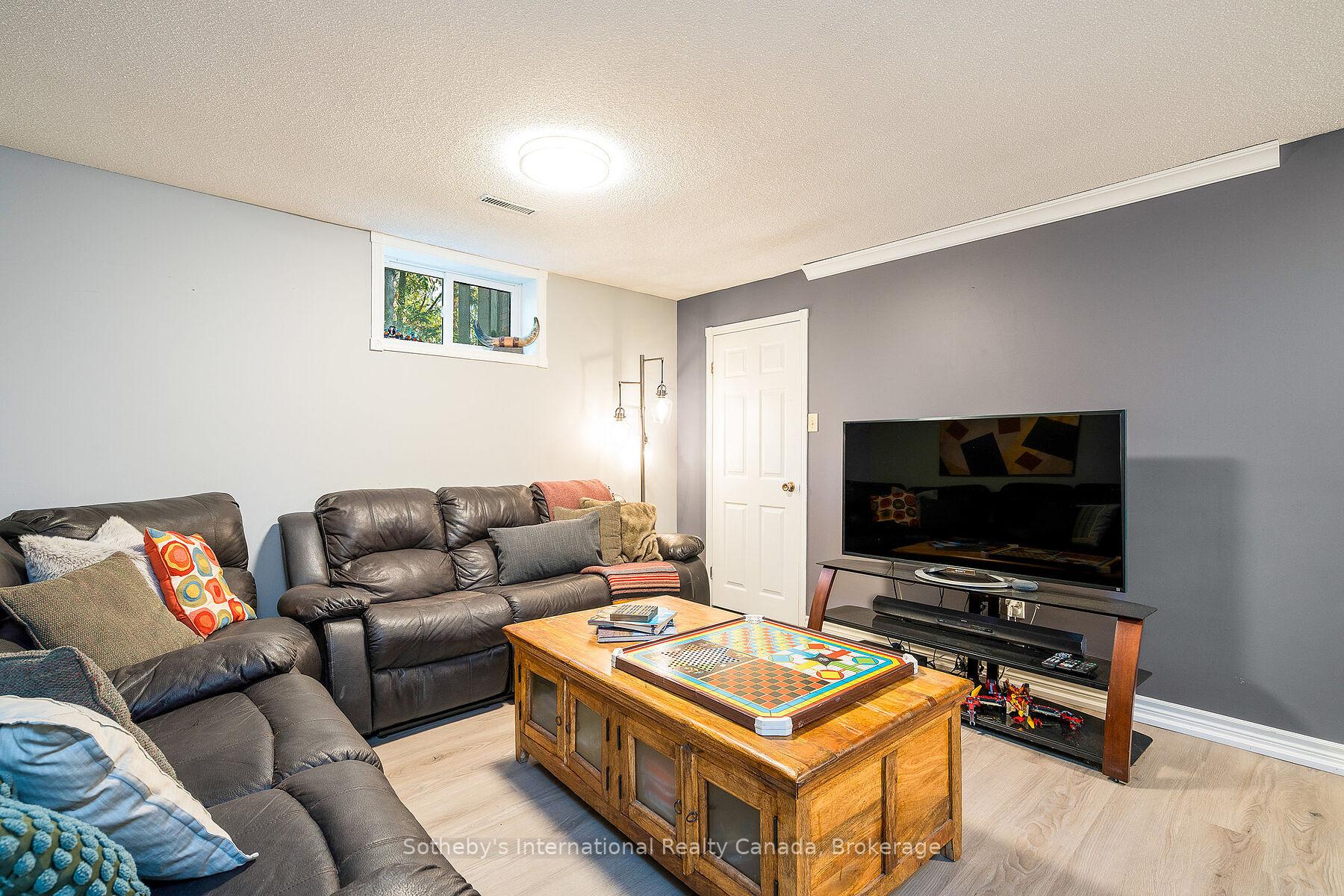 Photo 21 of 126 Brambel Road, Oro-Medonte, Shanty Bay — HOMEH