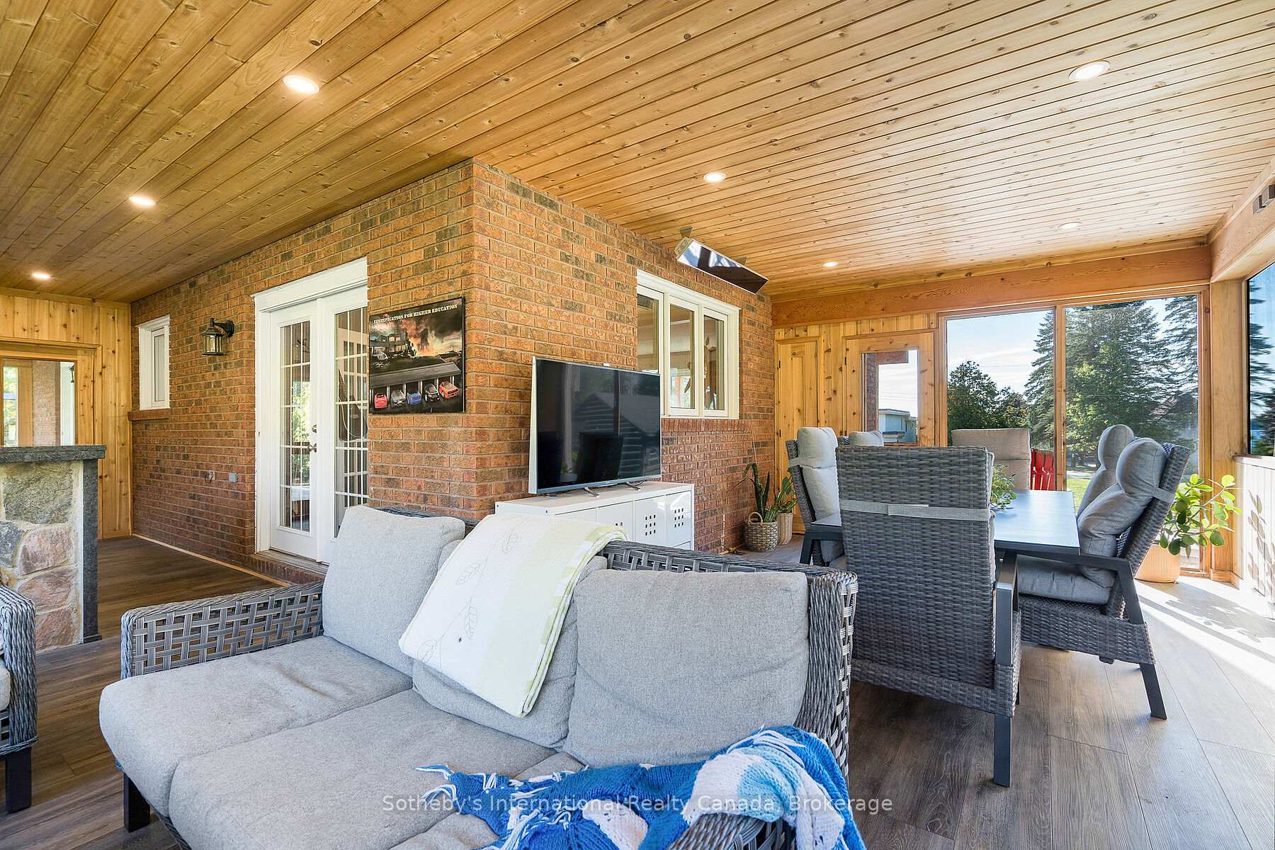Photo 32 of 126 Brambel Road, Oro-Medonte, Shanty Bay — HOMEH