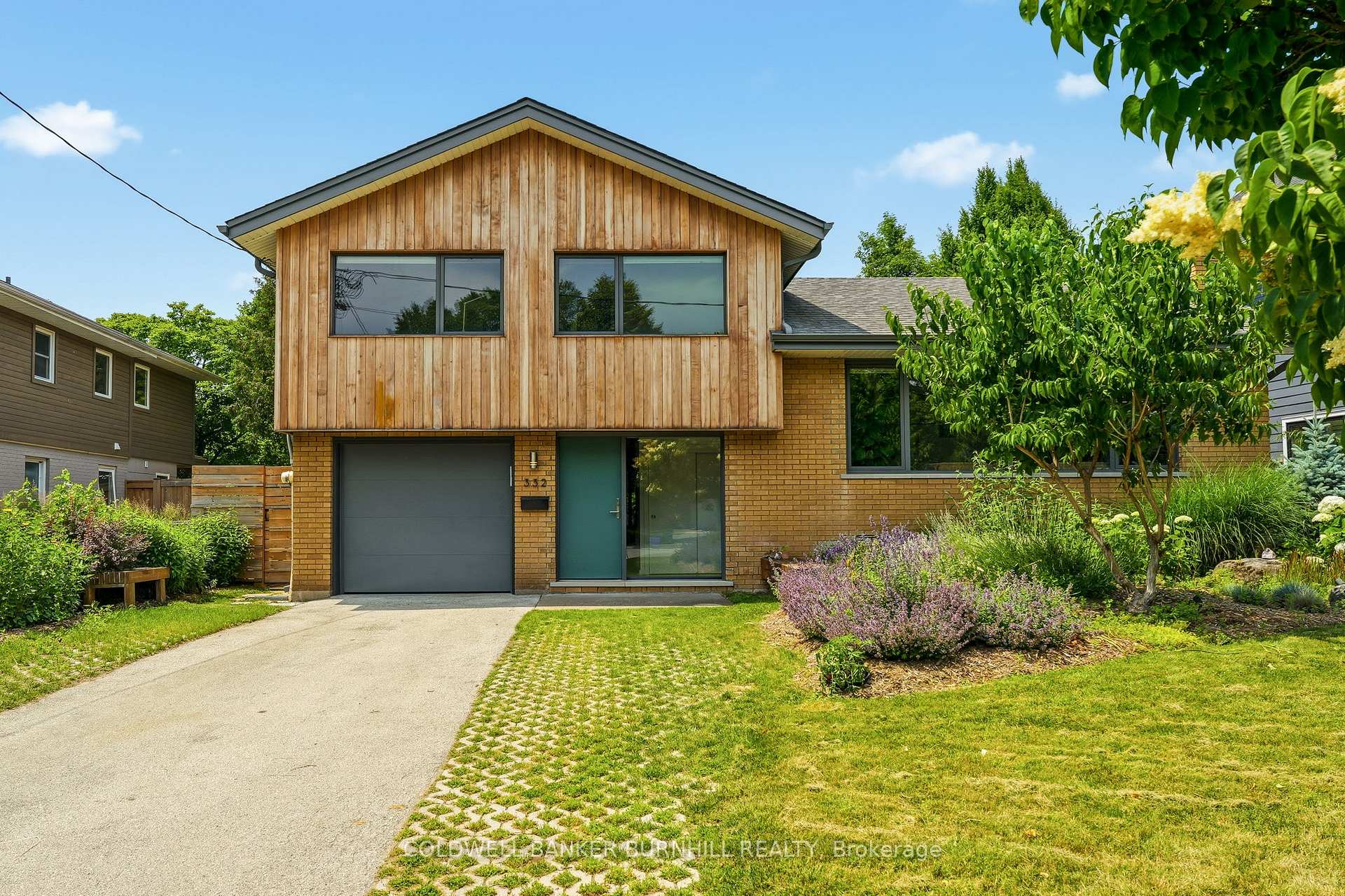 Photo 1 of 332 Newbold Court, Burlington, Brant — HOMEH